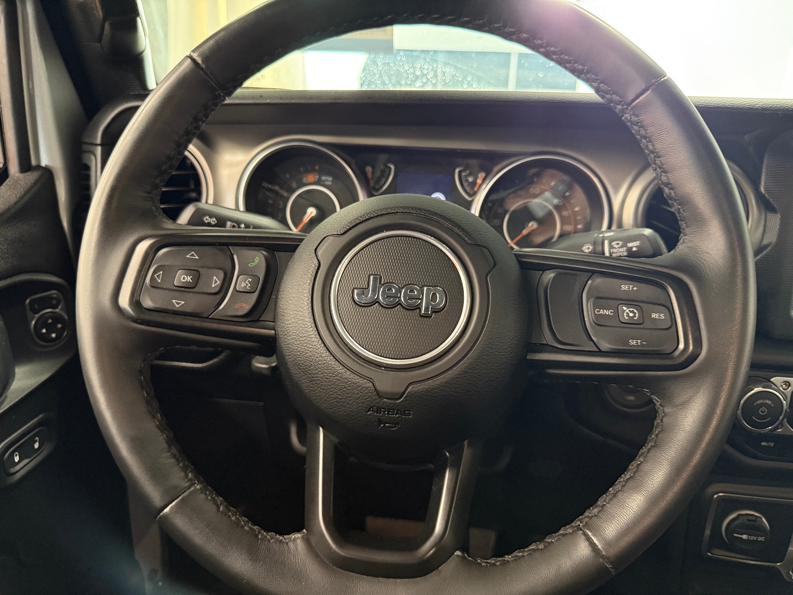 Thumbnail: 2022 Jeep Wrangler - 5