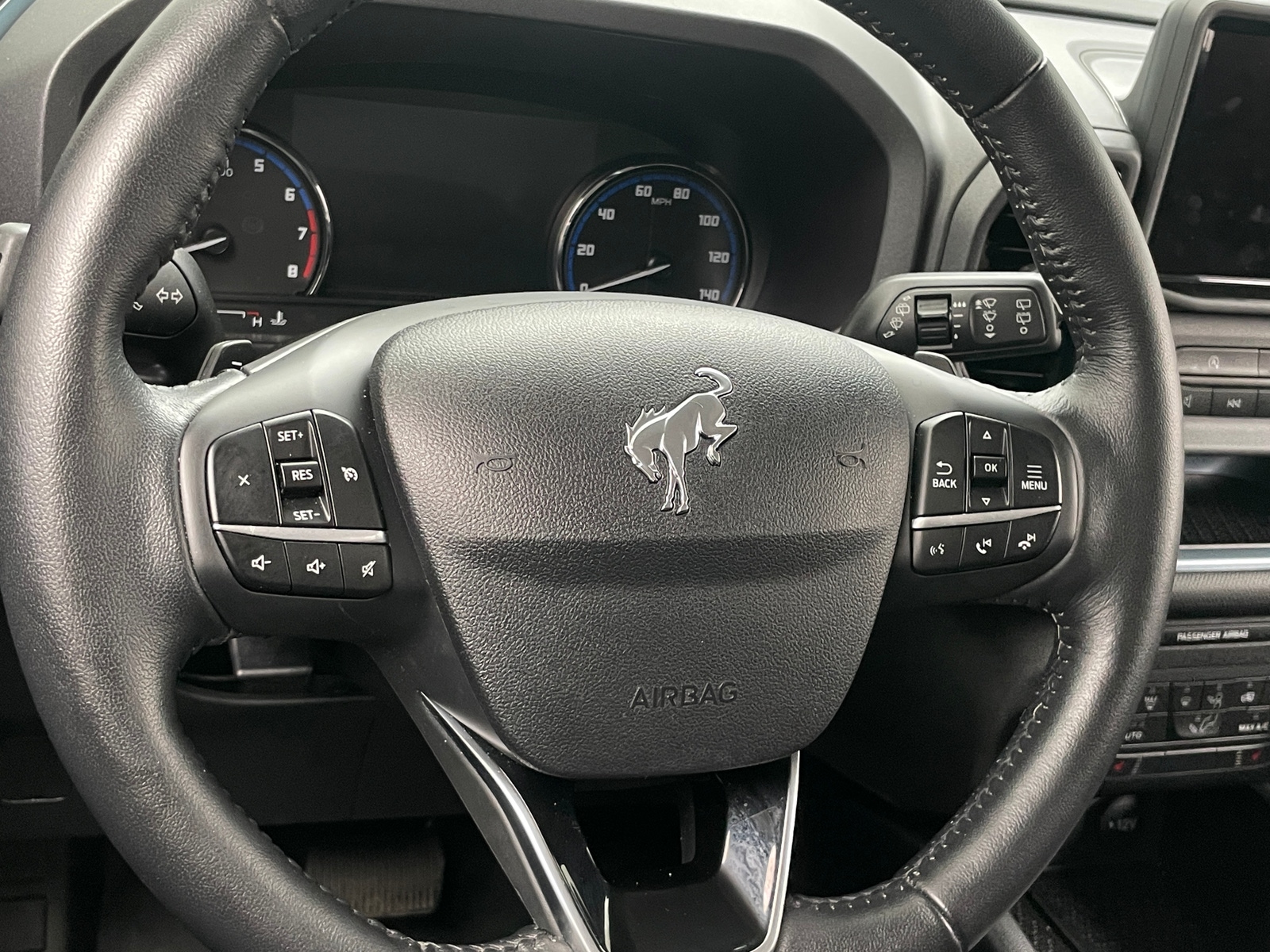Thumbnail: 2022 Ford Bronco Sport - 5