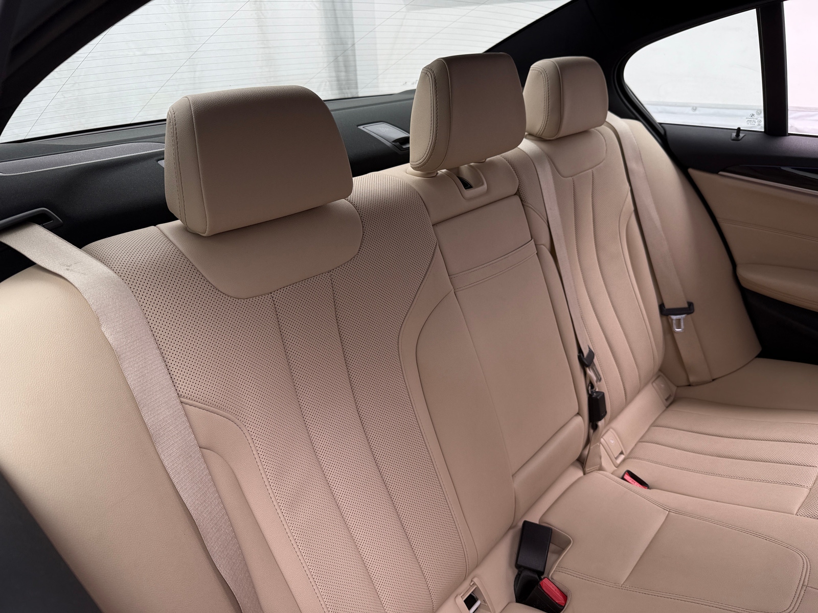 Thumbnail: 2023 BMW 5 Series - 5