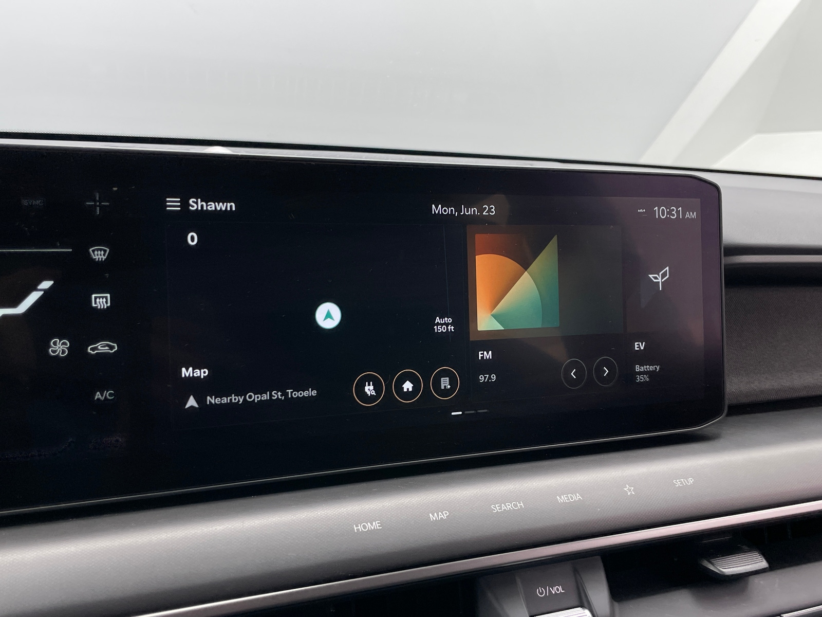 Thumbnail: 2024 Kia EV9 - 4