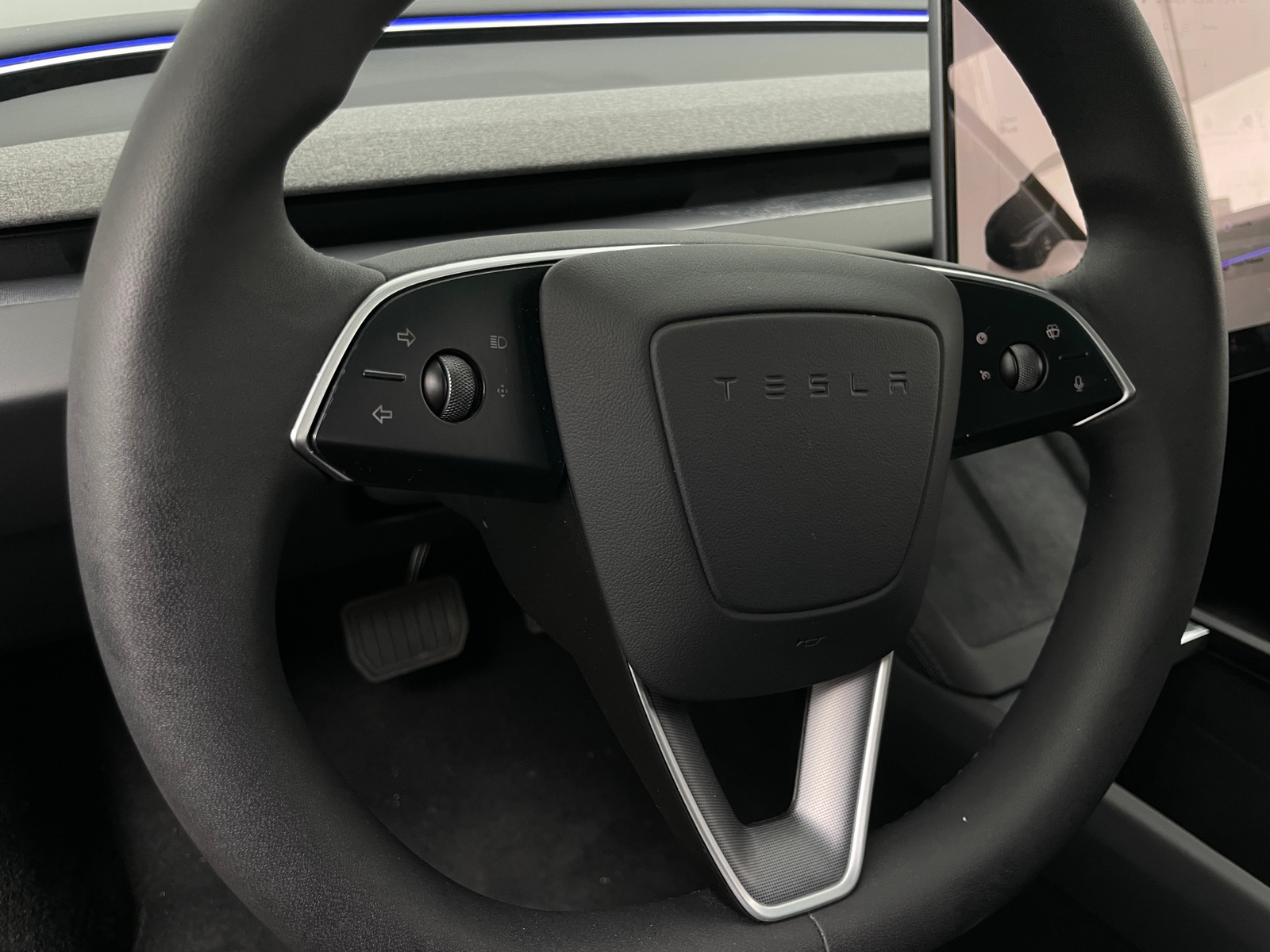 Thumbnail: 2024 Tesla Model 3 - 3