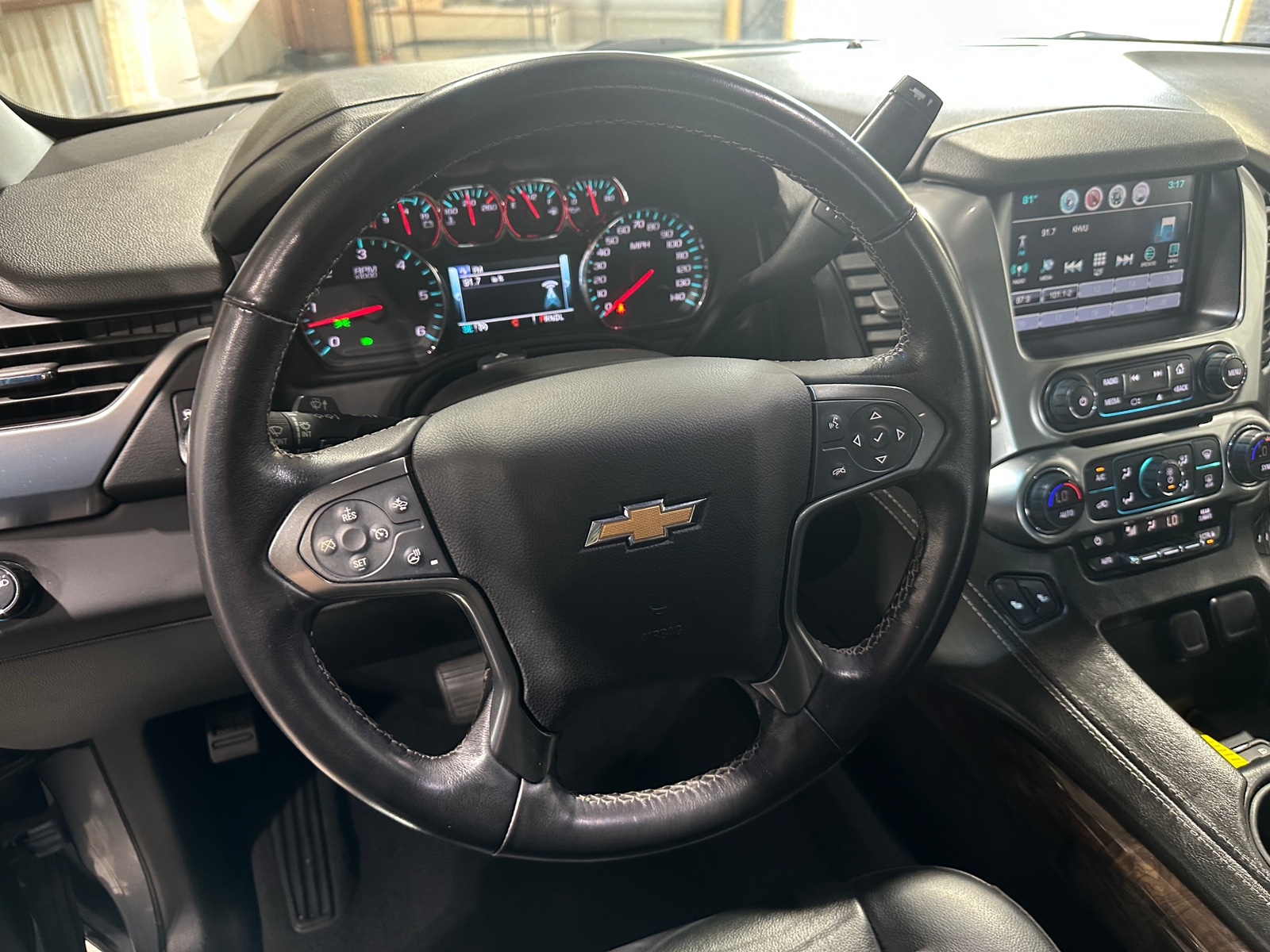 Thumbnail: 2020 Chevrolet Tahoe - 4