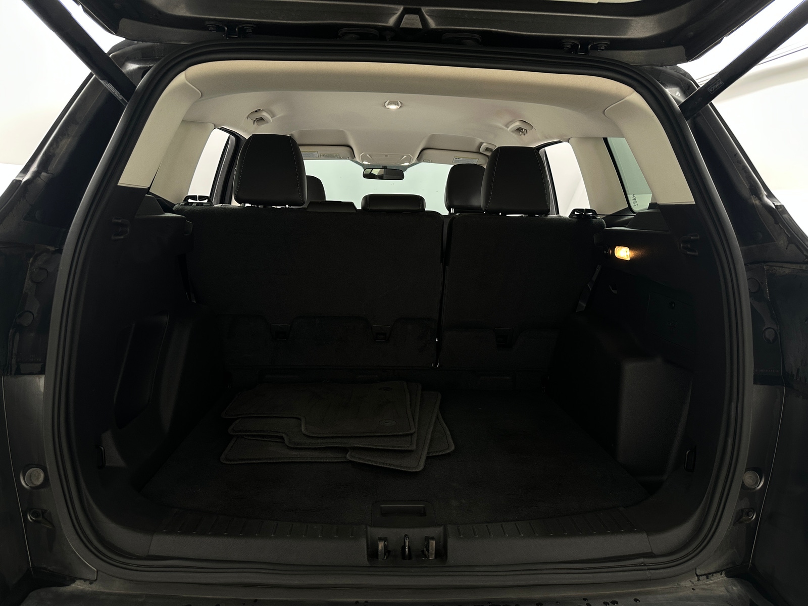 Thumbnail: 2019 Ford Escape - 6