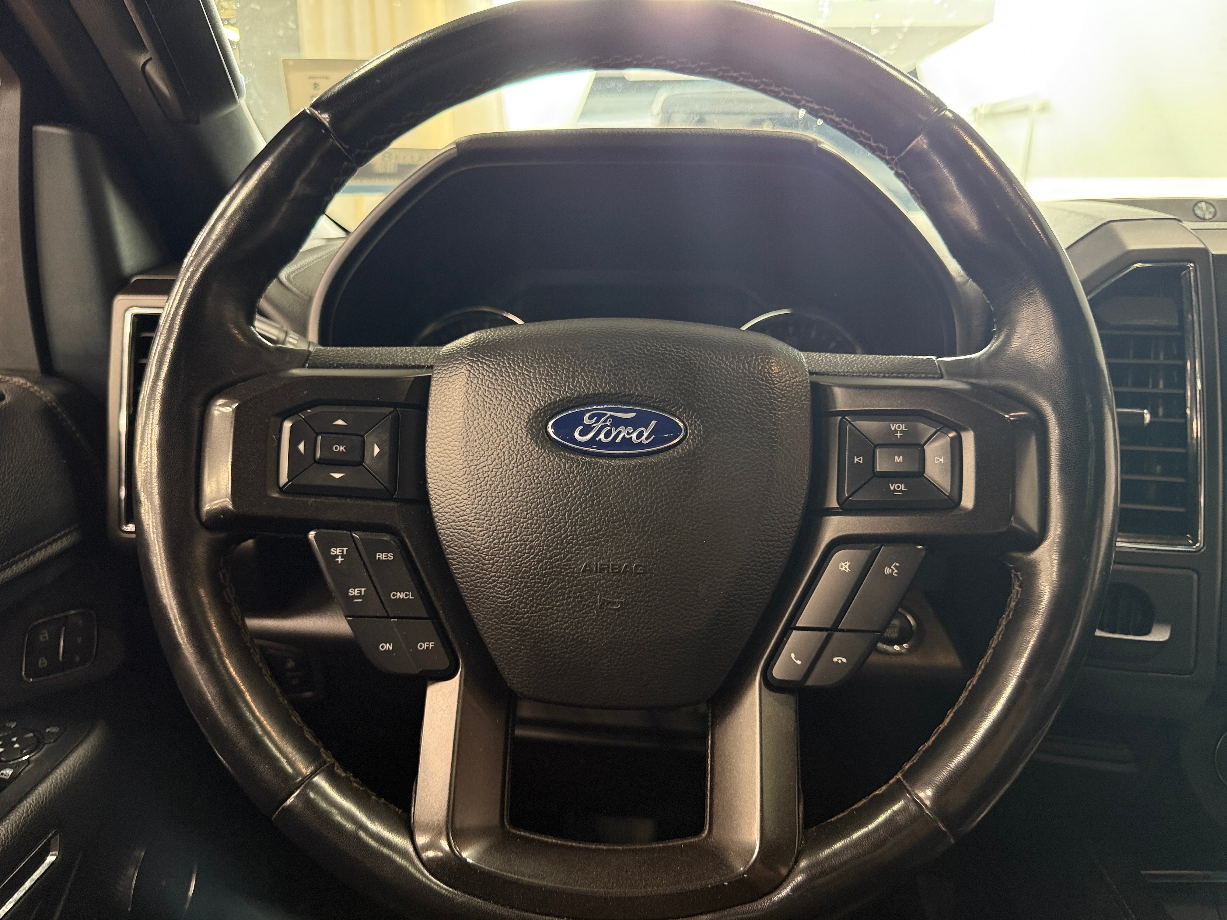 Thumbnail: 2018 Ford Expedition MAX - 4