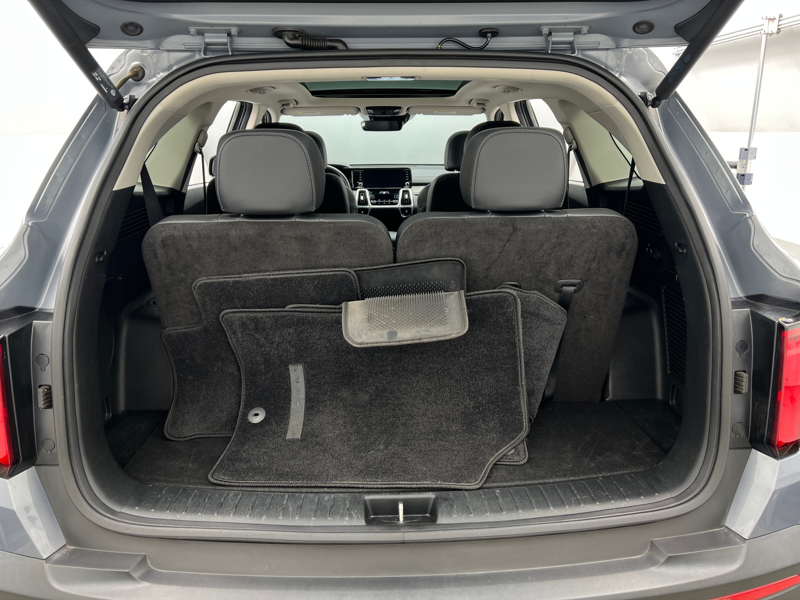 Thumbnail: 2021 Kia Sorento - 6