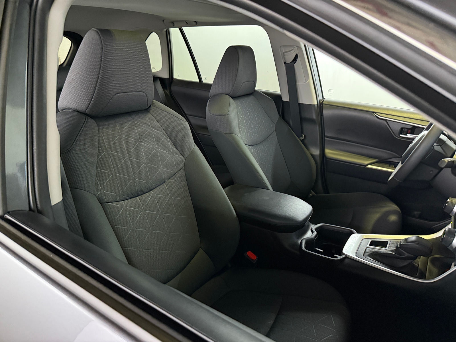 Thumbnail: 2025 Toyota RAV4 - 2