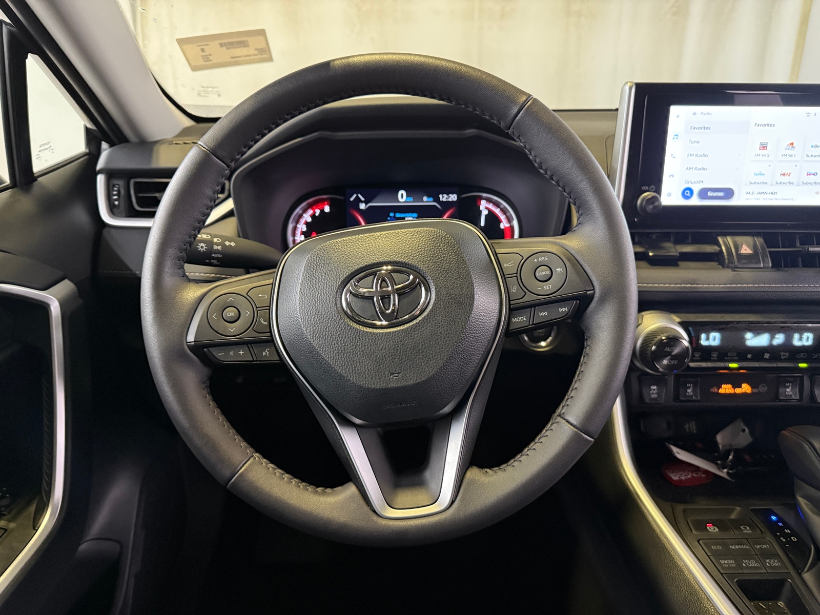 Thumbnail: 2025 Toyota RAV4 - 5