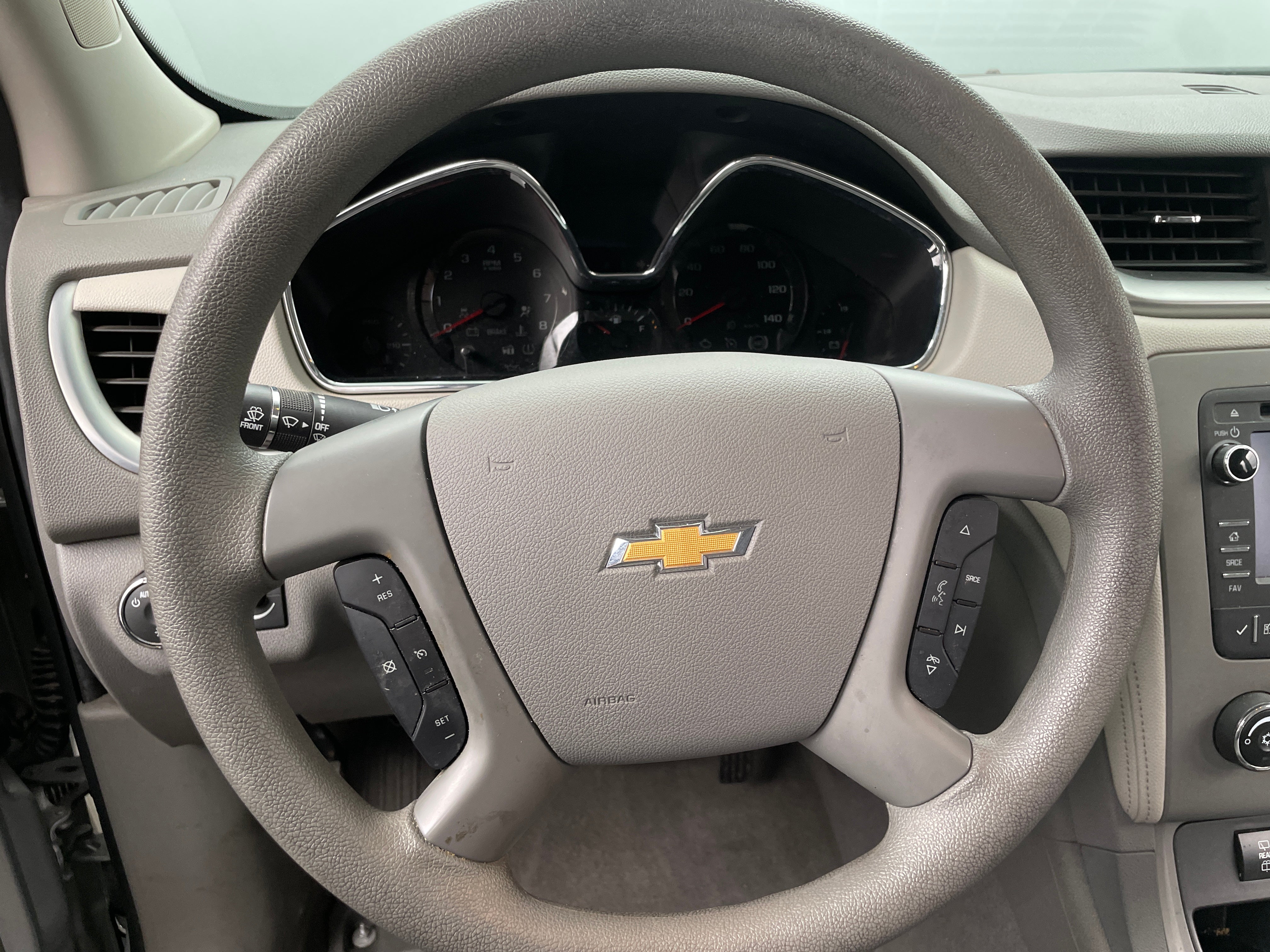 Thumbnail: 2017 Chevrolet Traverse - 5