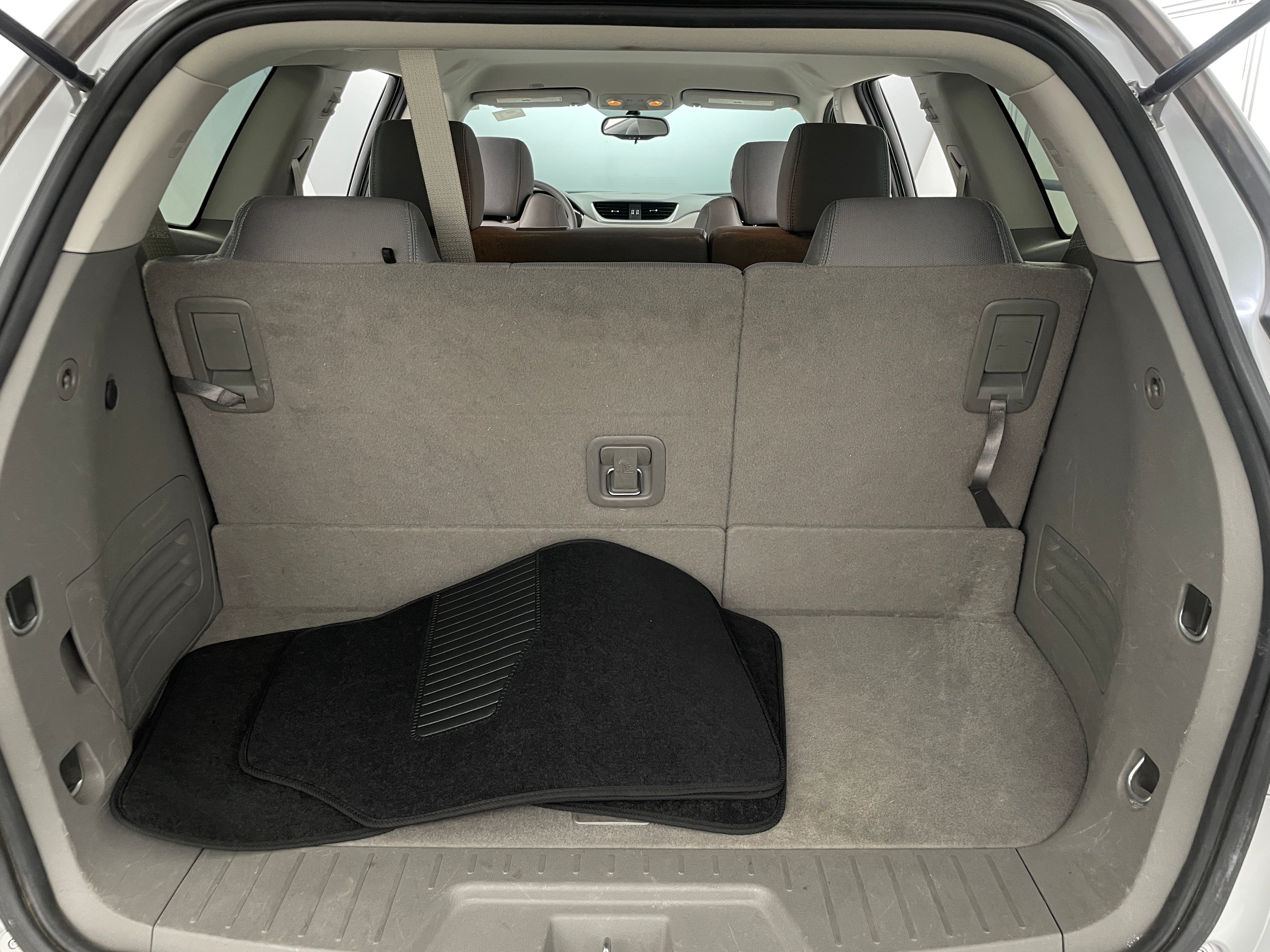 Thumbnail: 2017 Chevrolet Traverse - 7