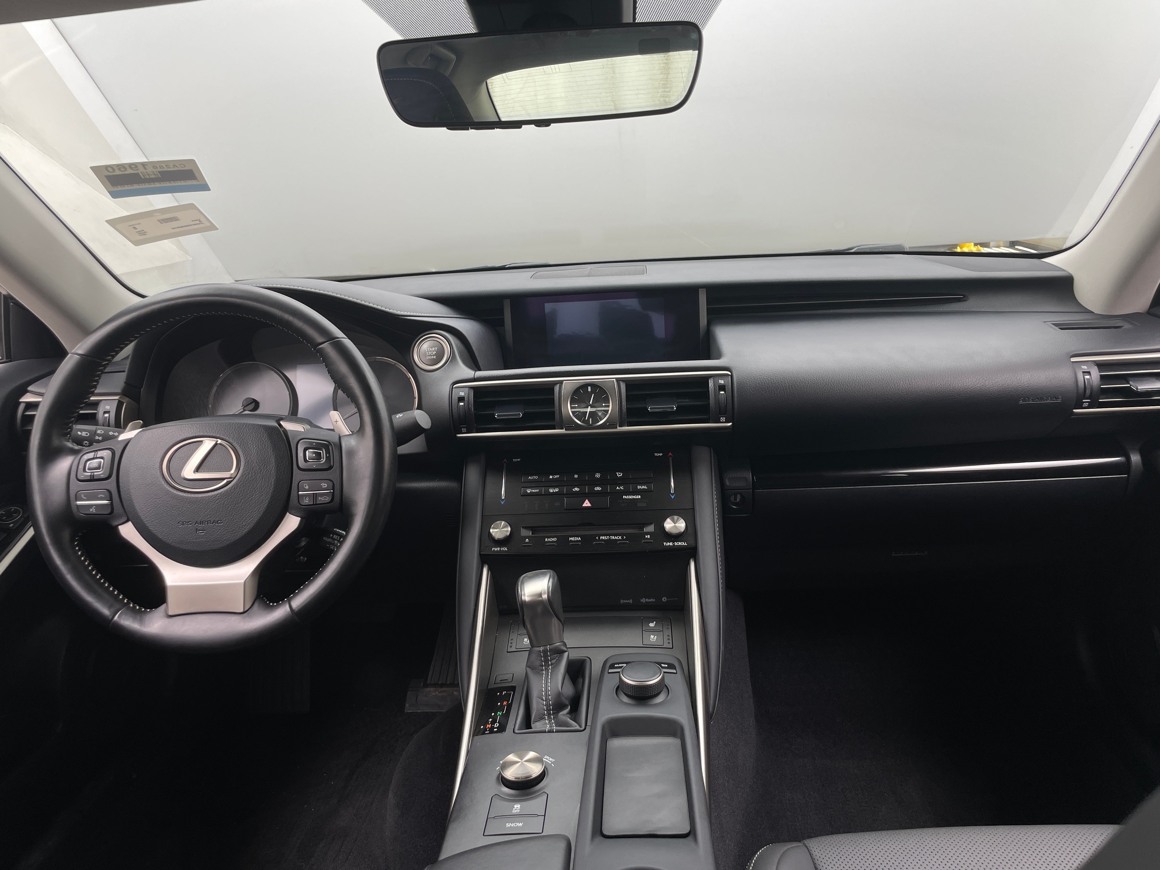 Thumbnail: 2017 Lexus IS - 2