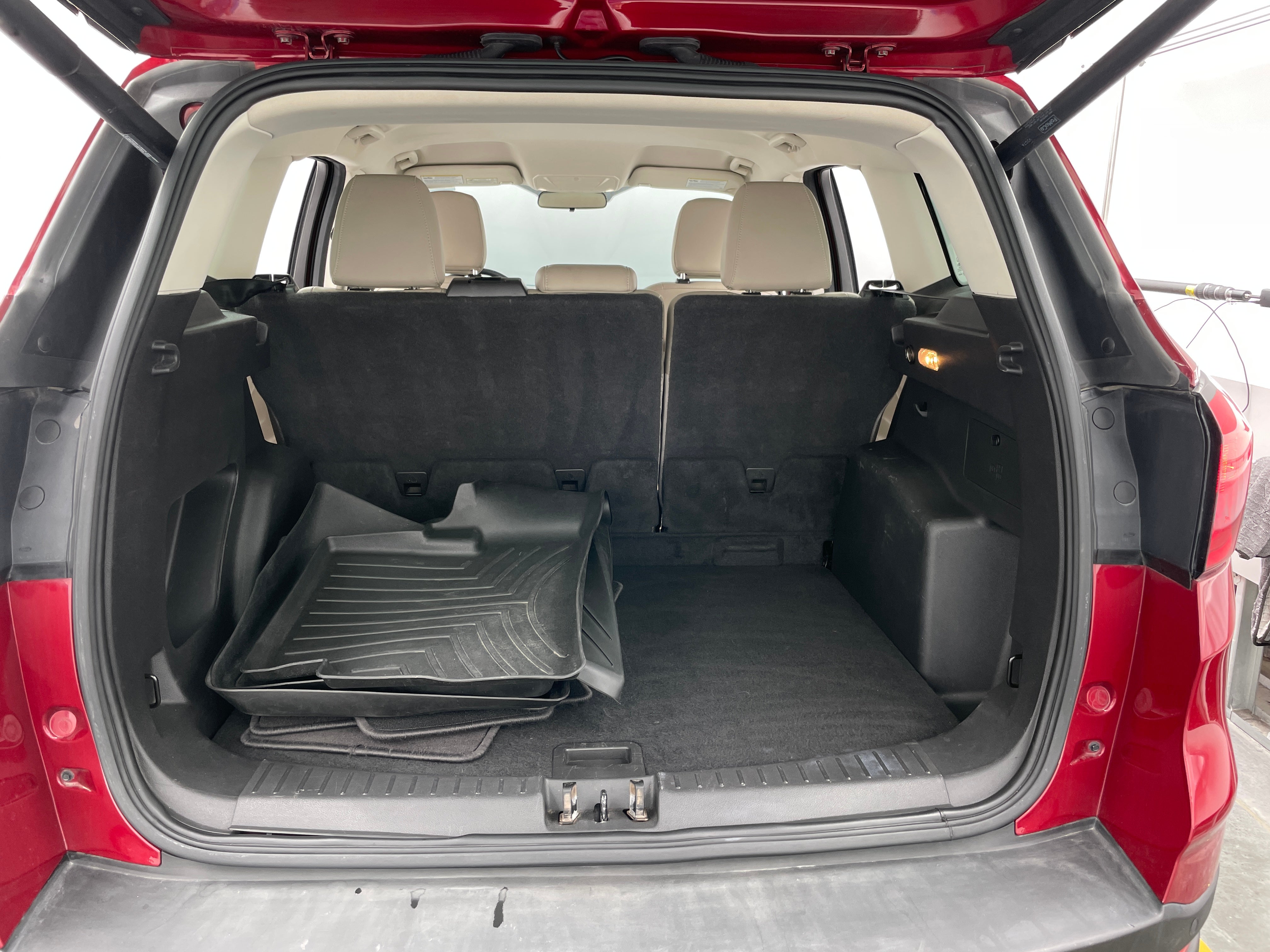 Thumbnail: 2019 Ford Escape - 6