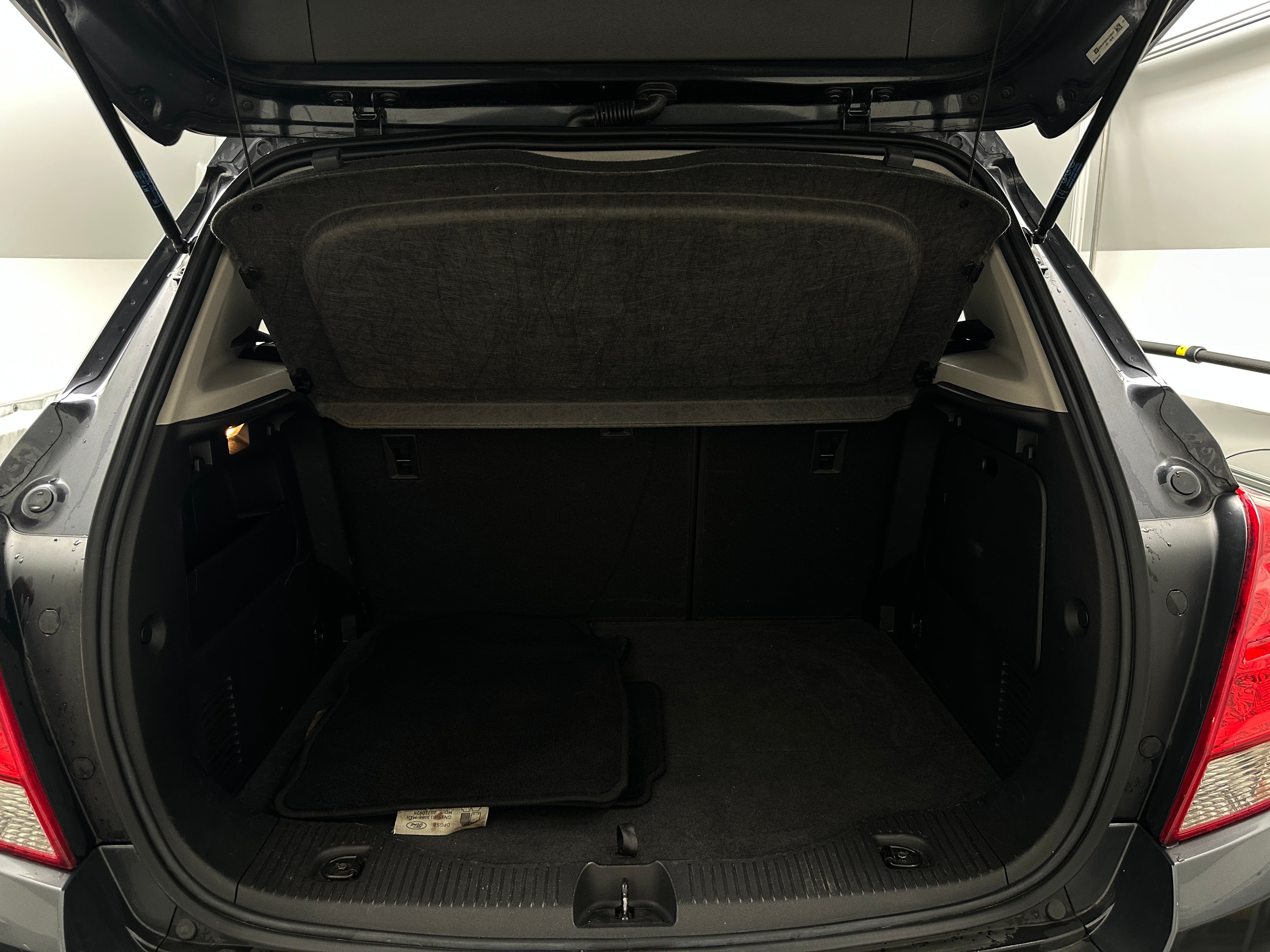 Thumbnail: 2016 Chevrolet Trax - 7