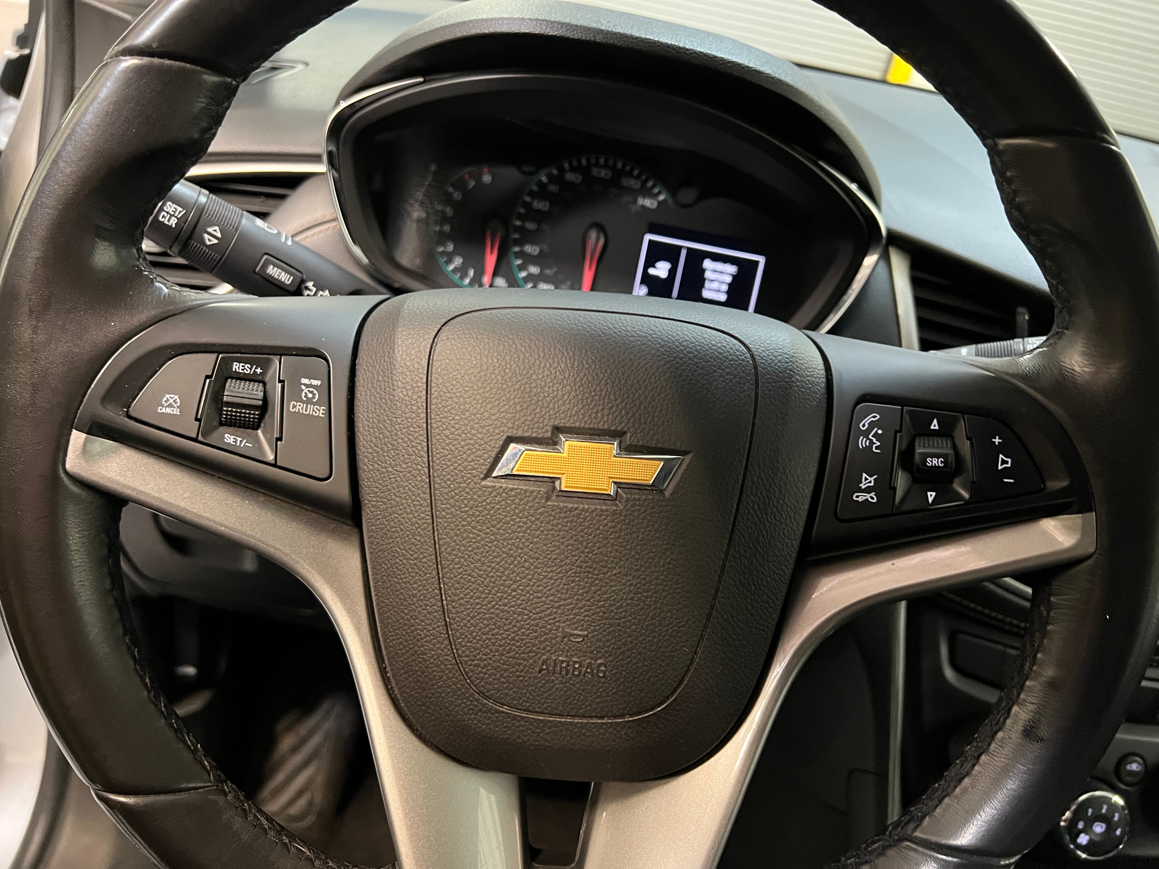 Thumbnail: 2018 Chevrolet Trax - 5