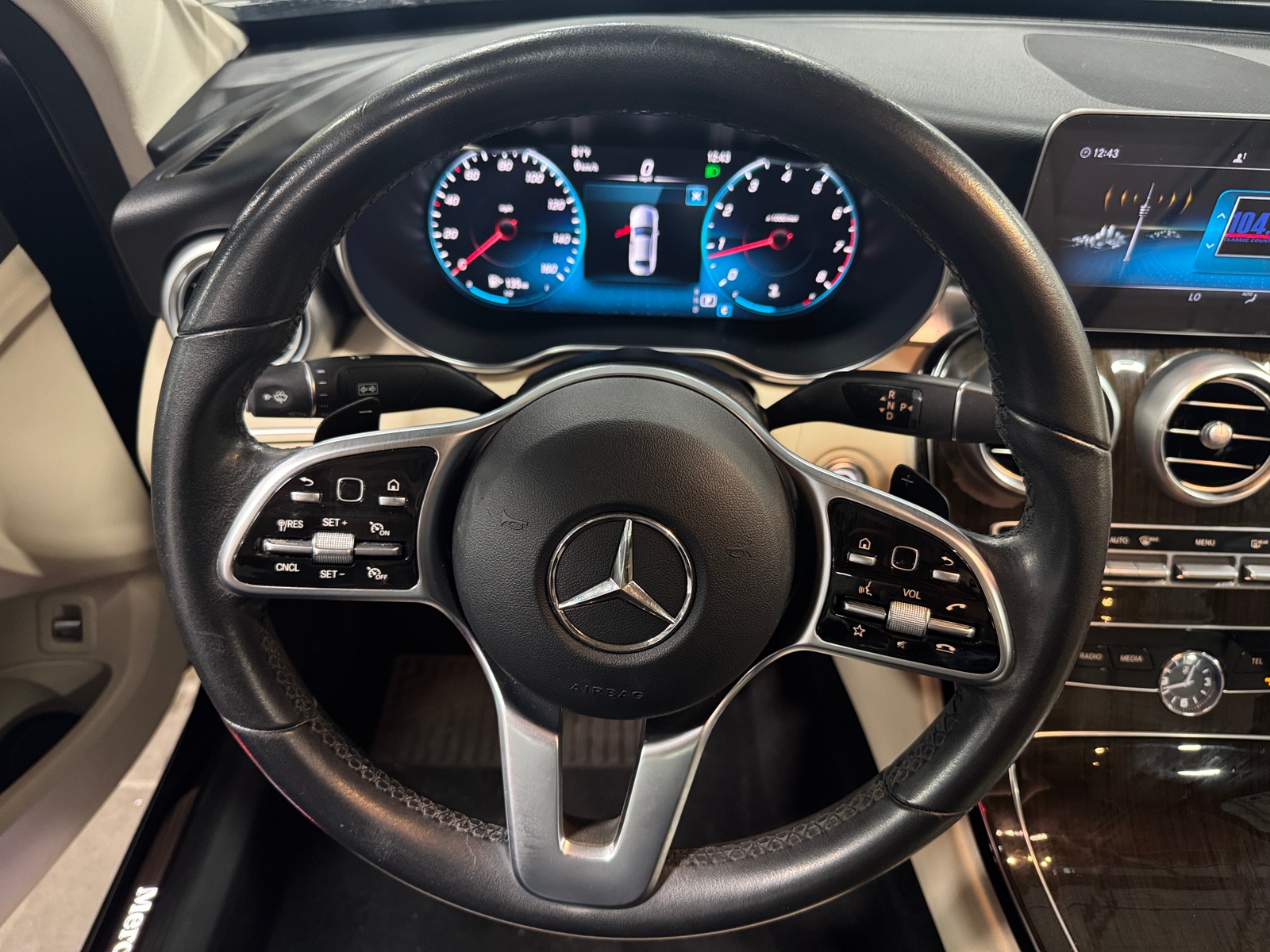 Thumbnail: 2021 Mercedes-Benz C-Class - 4