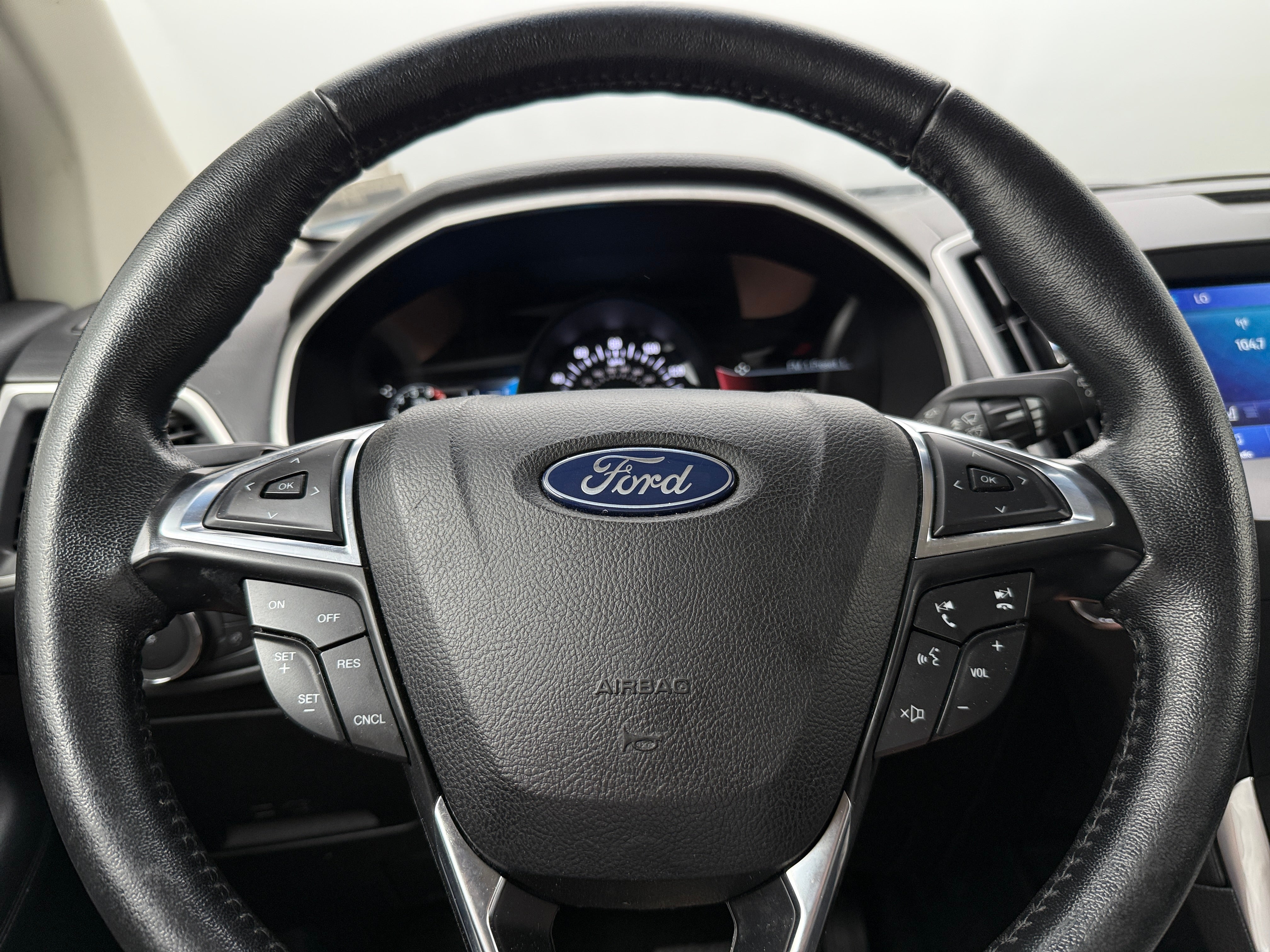 Thumbnail: 2020 Ford Edge - 4