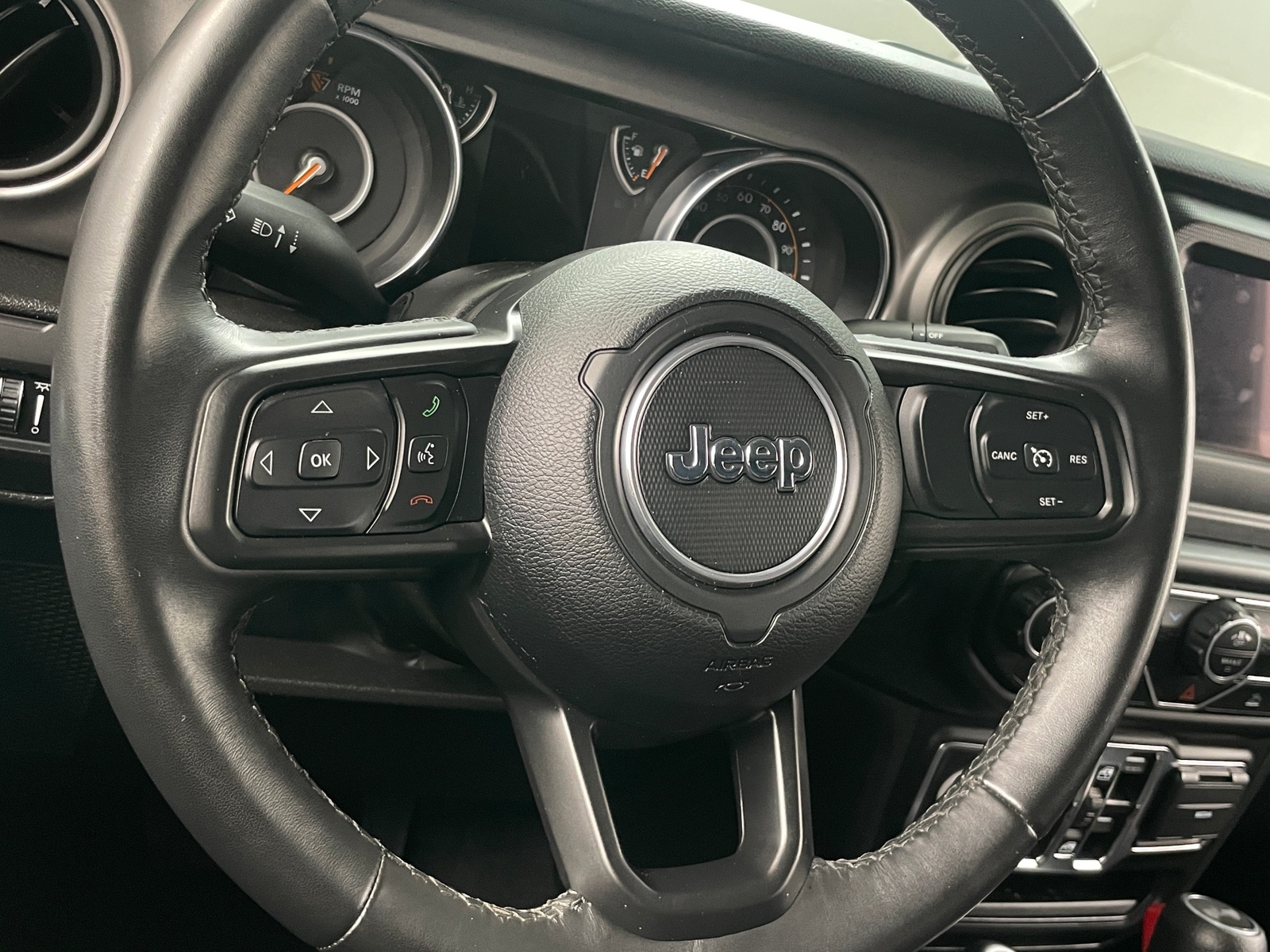 Thumbnail: 2022 Jeep Wrangler - 5