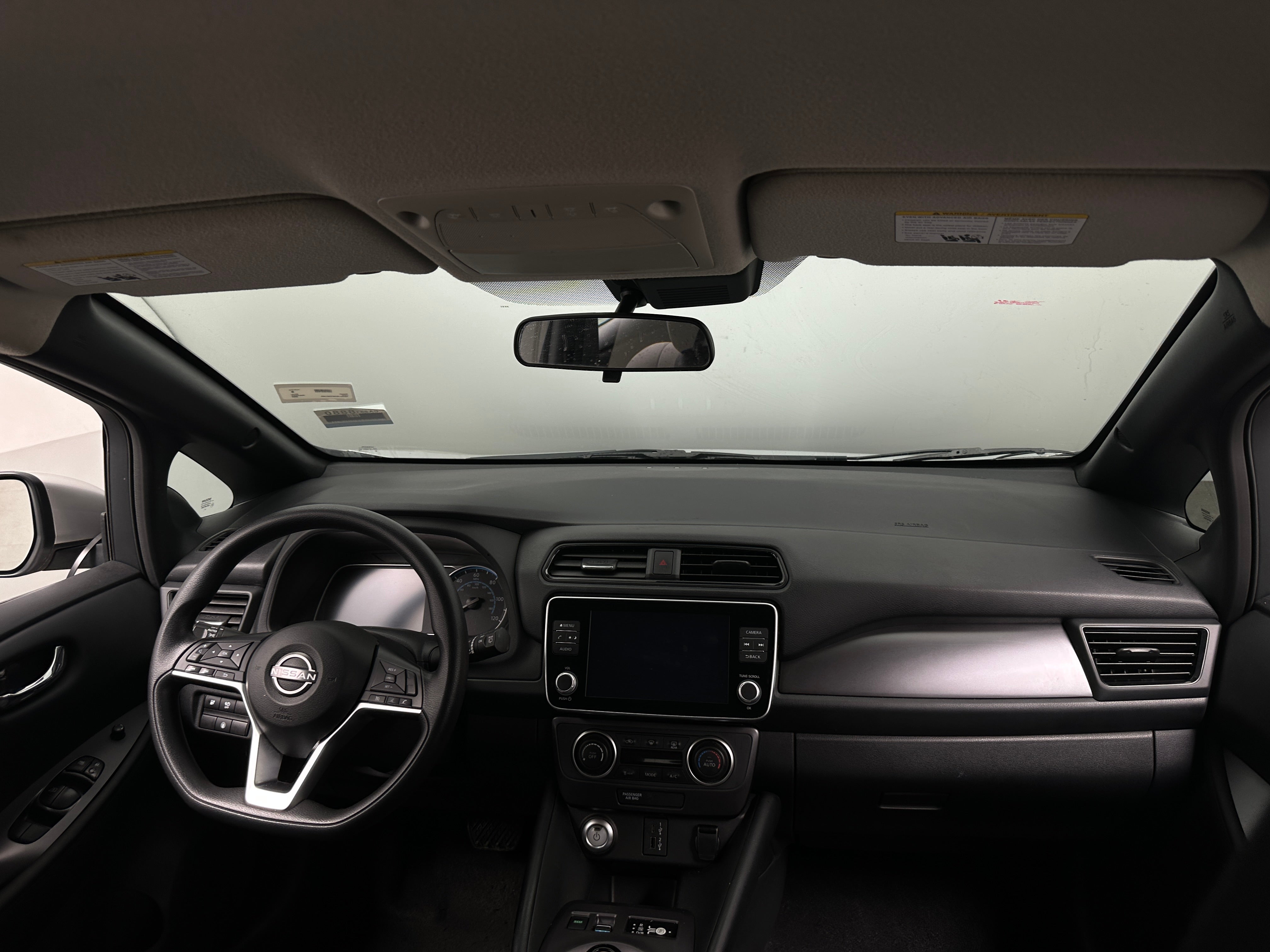 Thumbnail: 2023 Nissan Leaf - 3