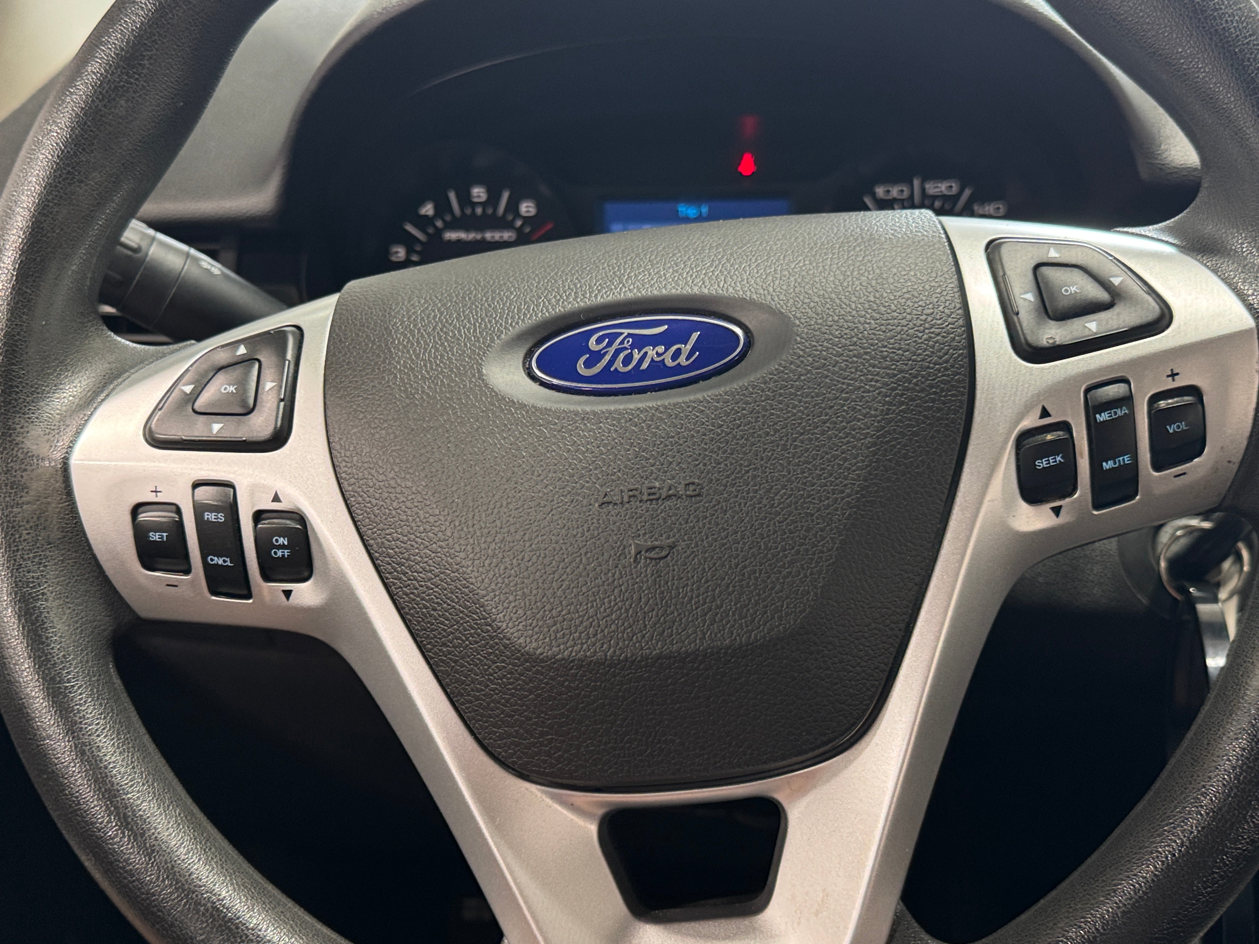Thumbnail: 2014 Ford Edge - 5