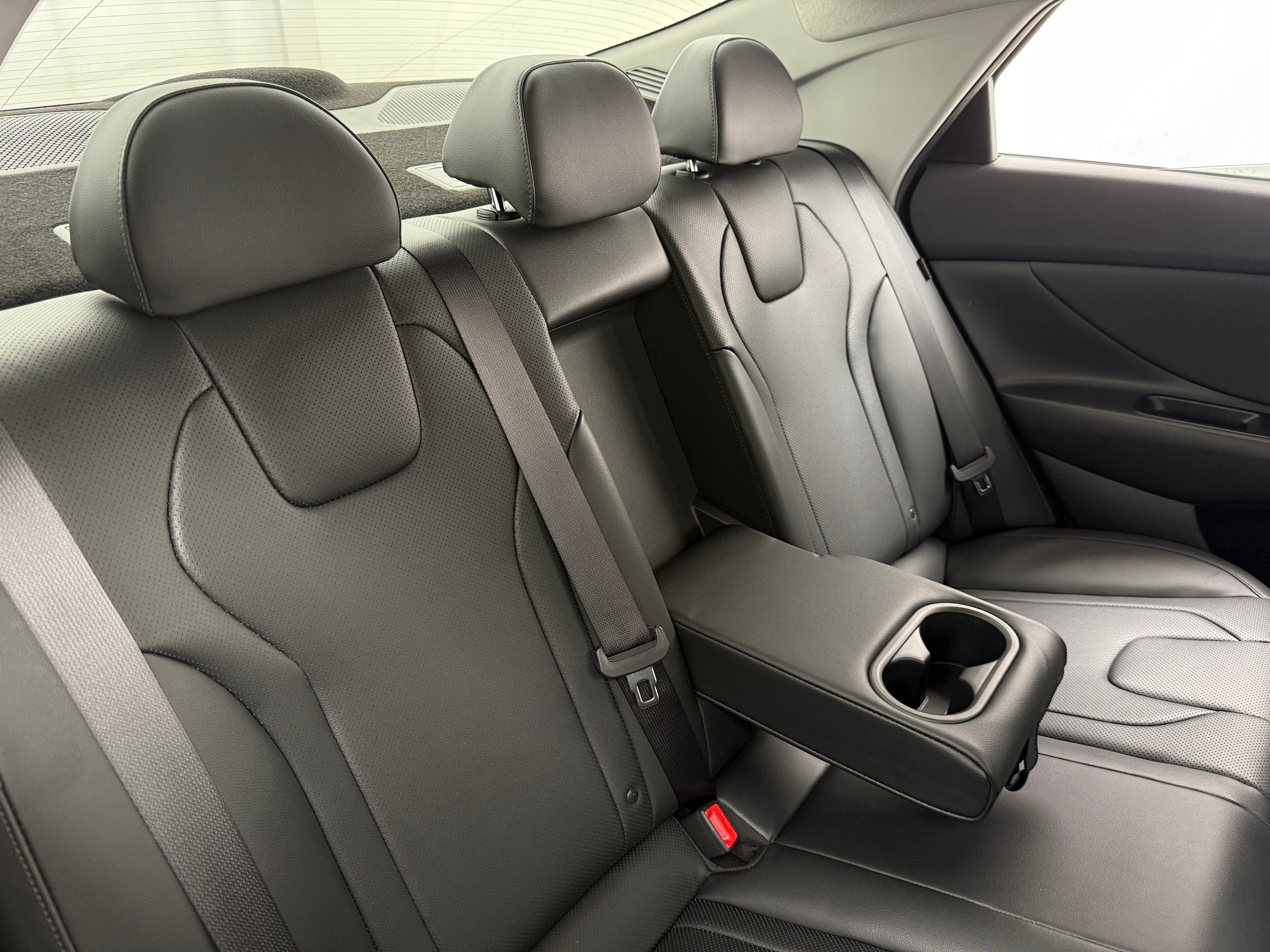 Thumbnail: 2024 Hyundai Elantra - 5