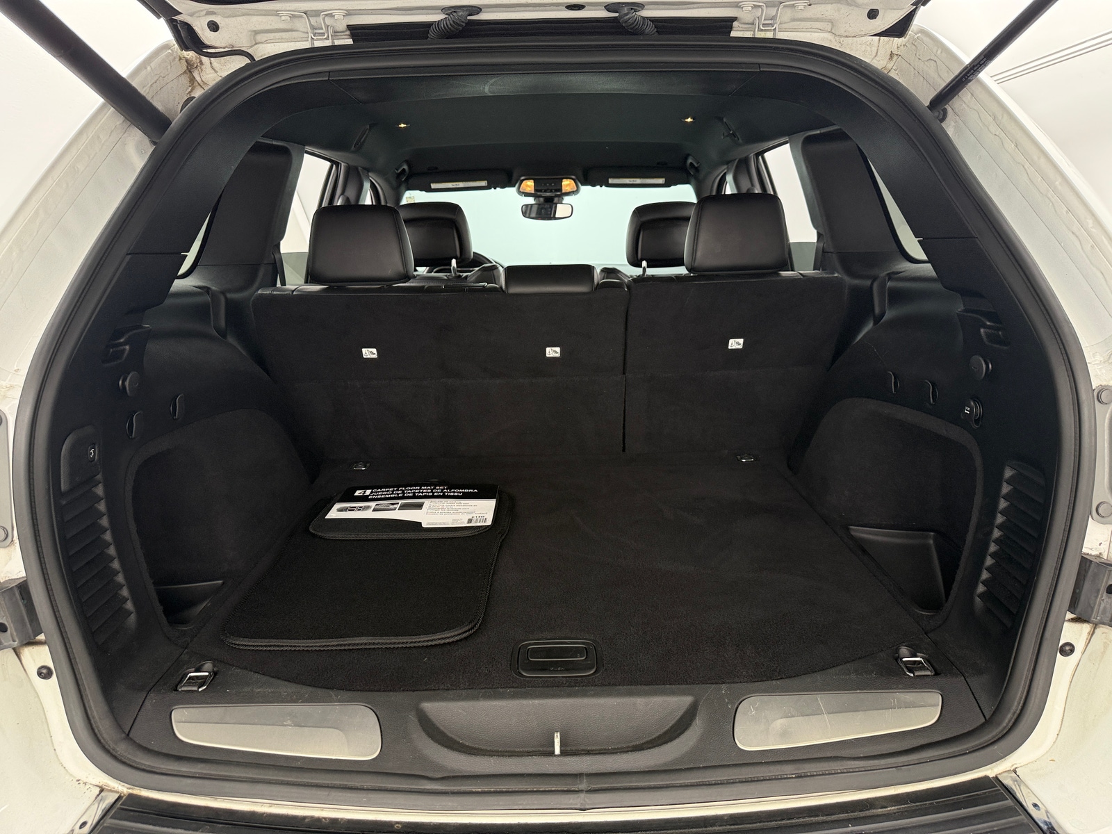 Thumbnail: 2019 Jeep Grand Cherokee - 6
