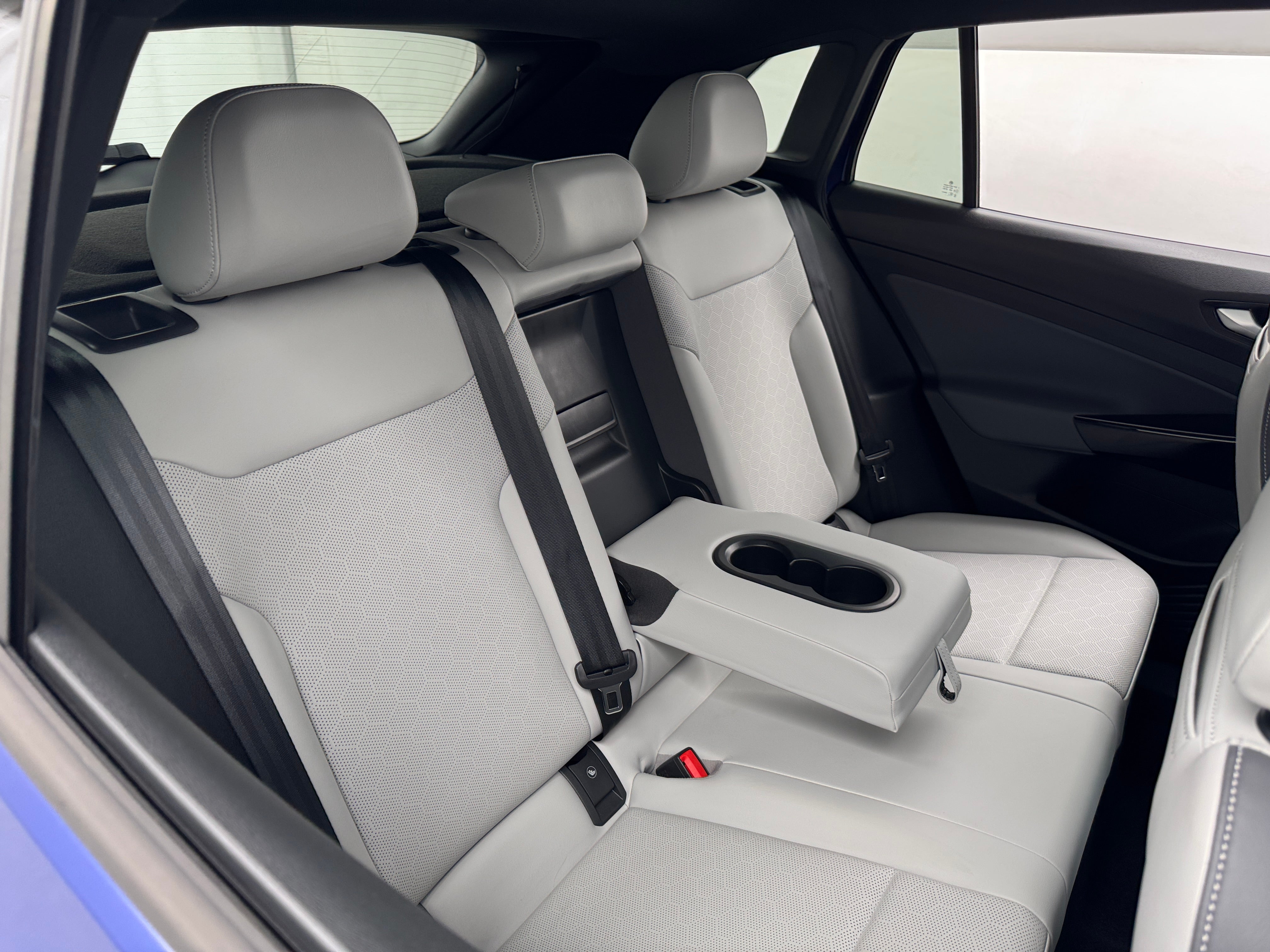 Thumbnail: 2022 Volkswagen ID.4 - 5