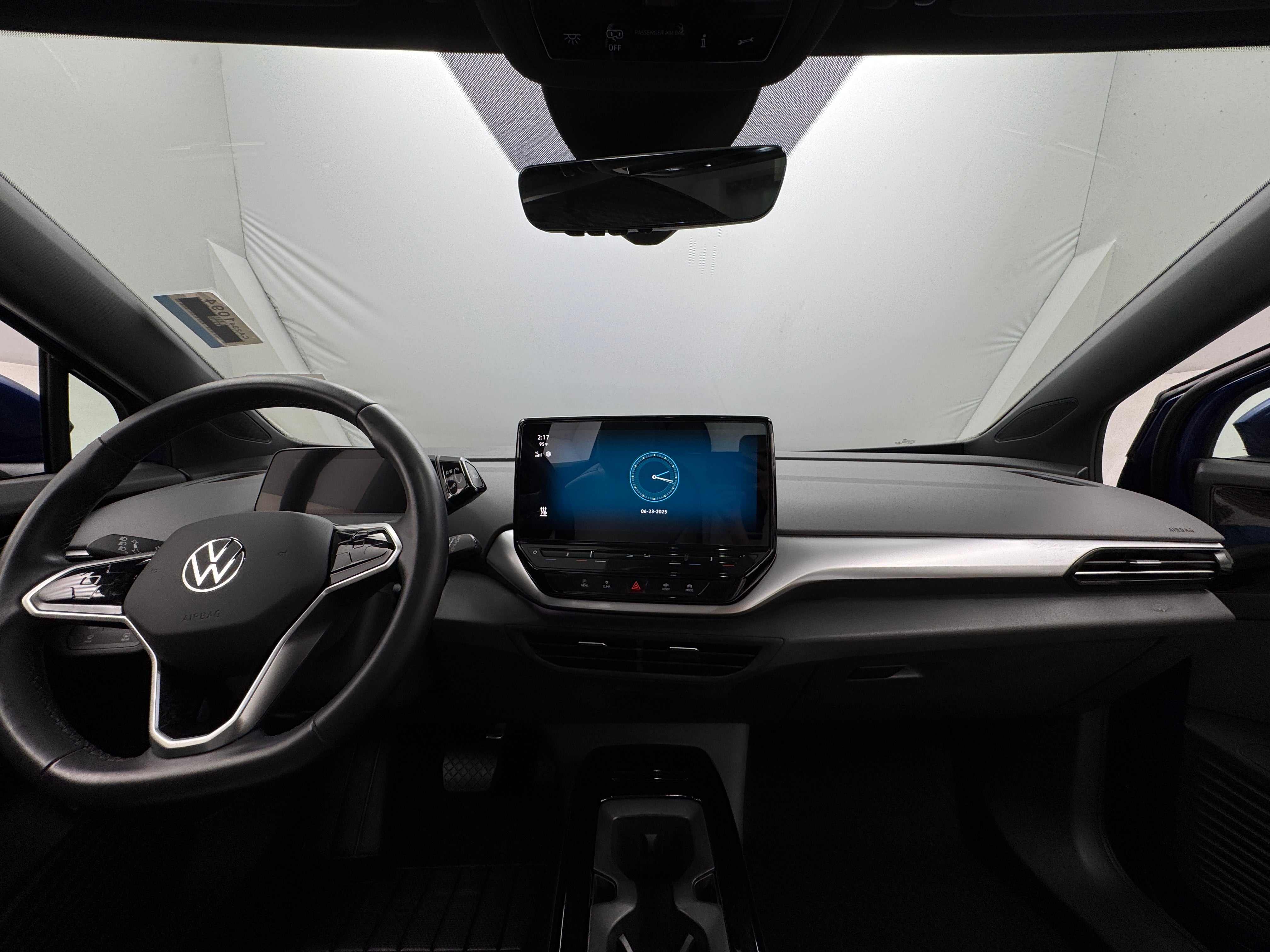 Thumbnail: 2022 Volkswagen ID.4 - 2