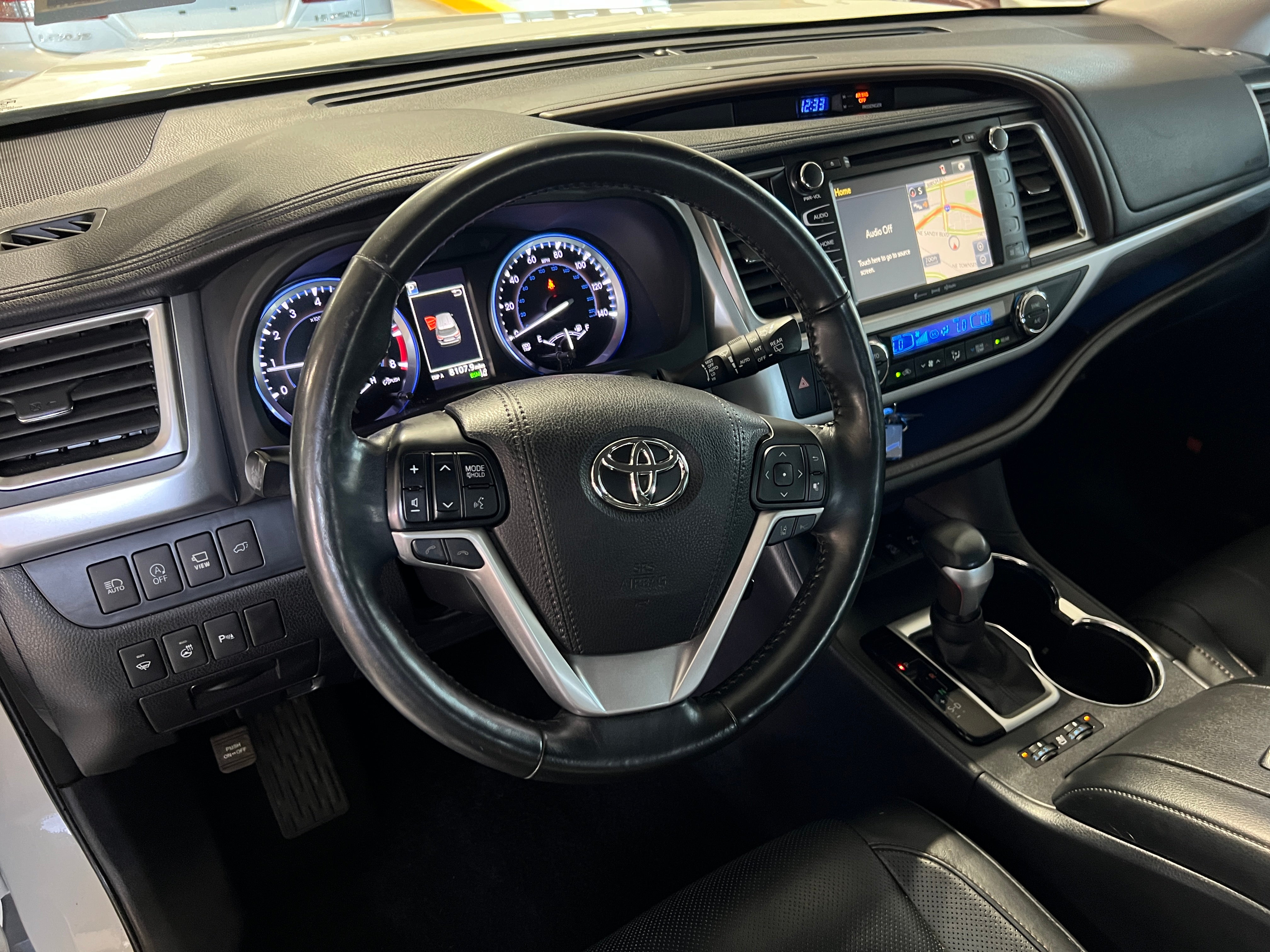 Thumbnail: 2018 Toyota Highlander - 4