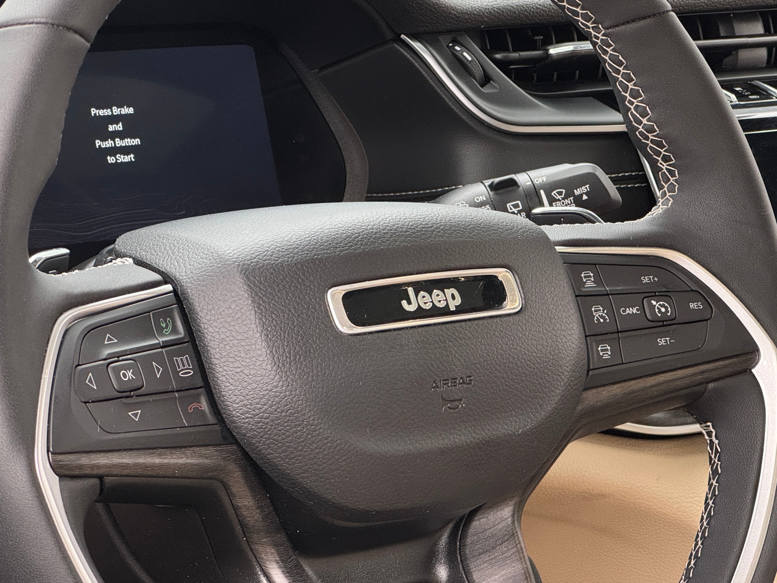 Thumbnail: 2024 Jeep Grand Cherokee L - 4