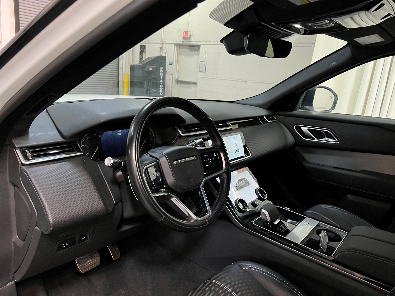 Thumbnail: 2022 Land Rover Range Rover Velar - 2