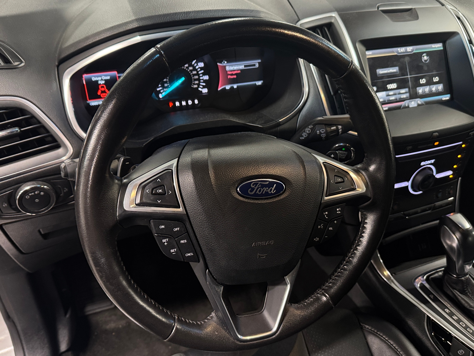 Thumbnail: 2015 Ford Edge - 4