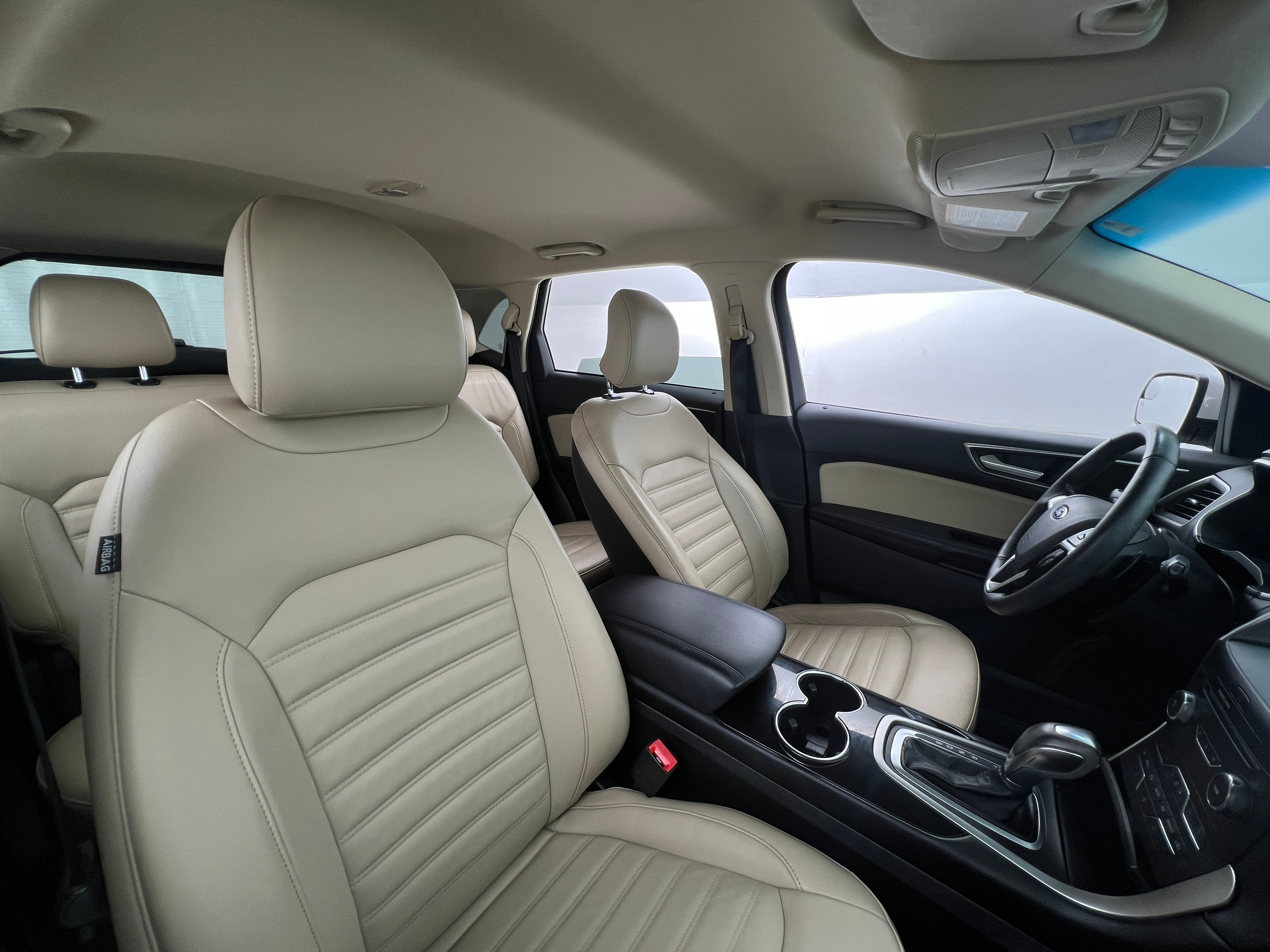 Thumbnail: 2016 Ford Edge - 2