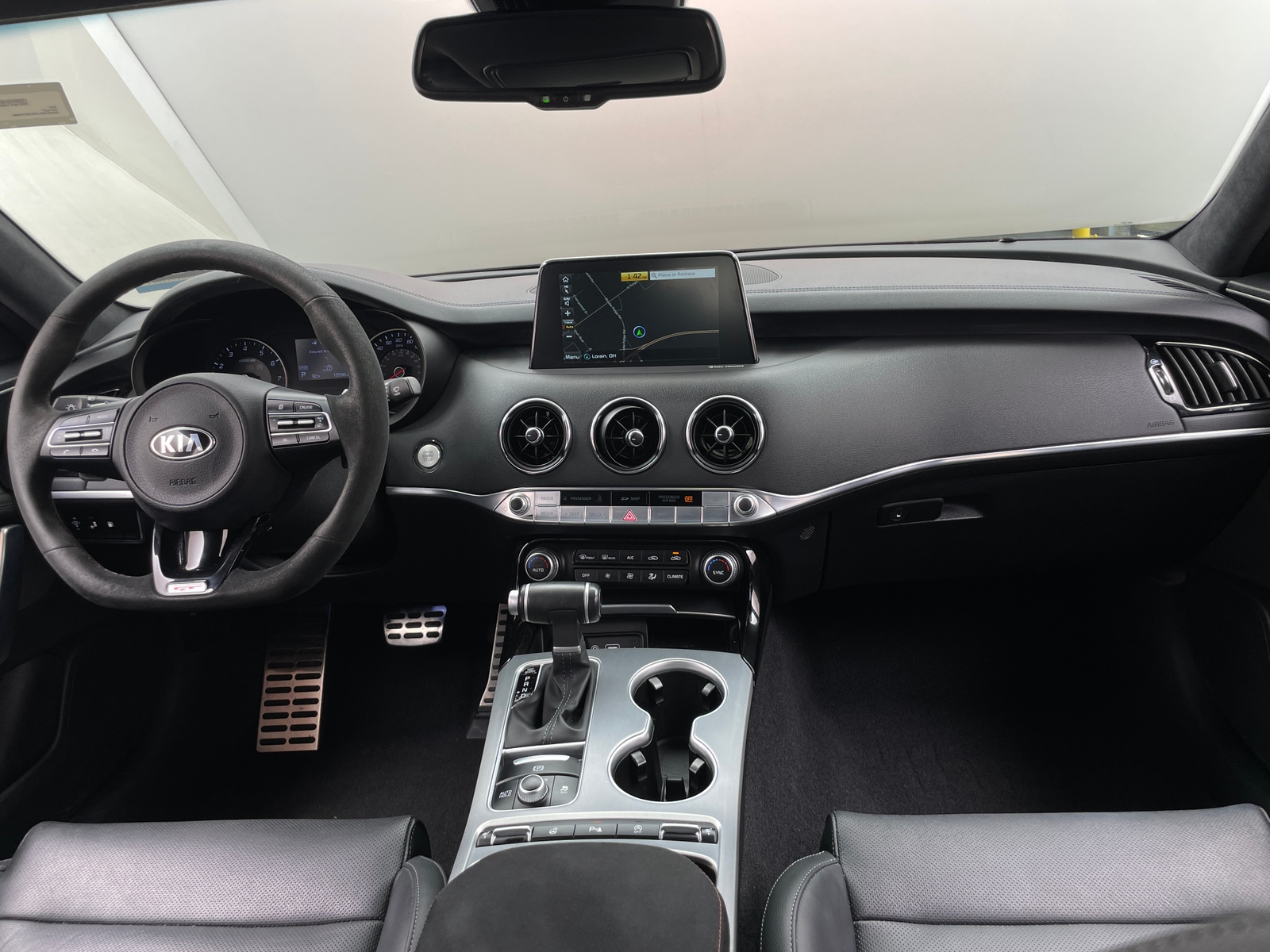 Thumbnail: 2019 Kia Stinger - 2