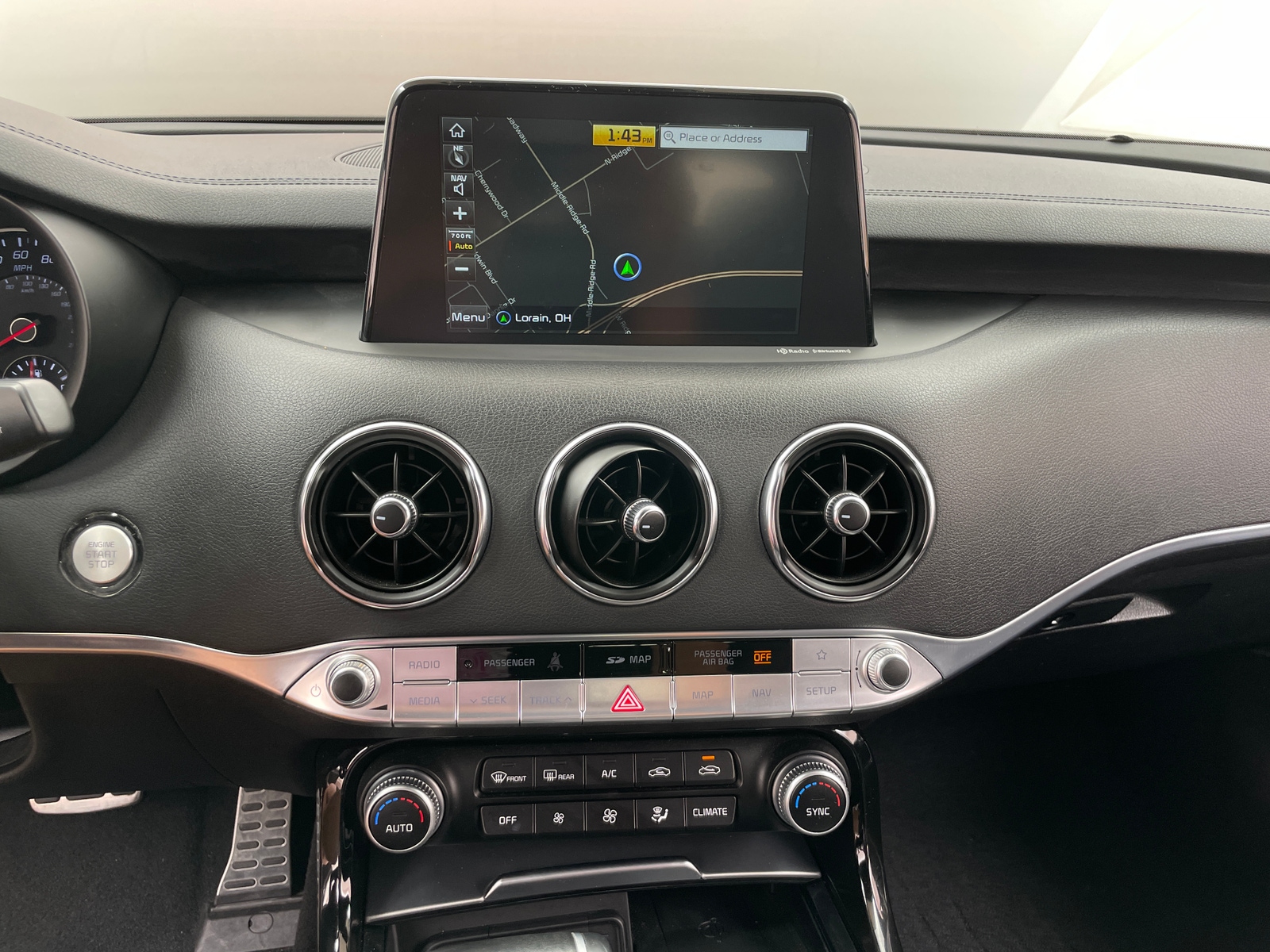 Thumbnail: 2019 Kia Stinger - 3