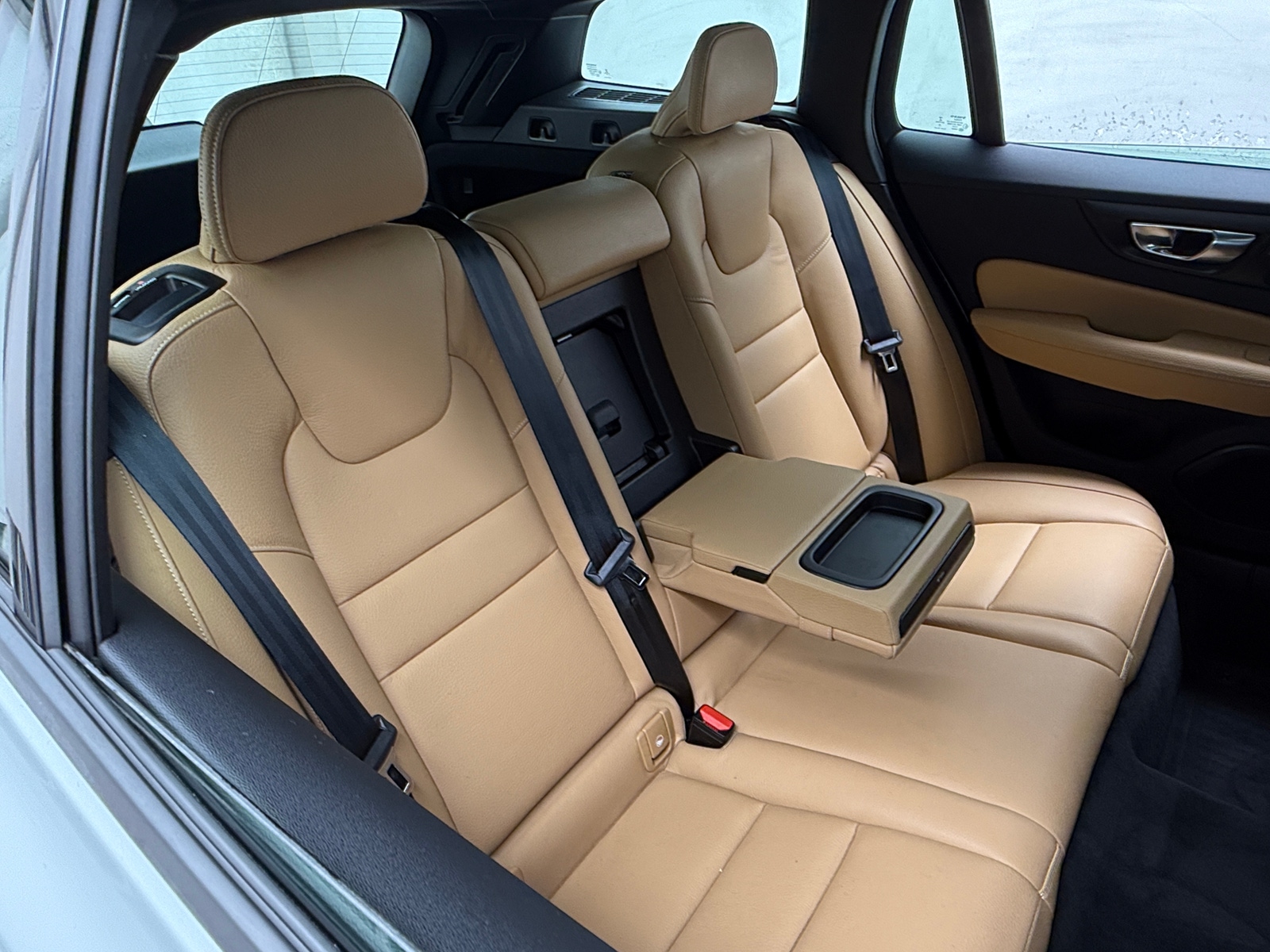 Thumbnail: 2020 Volvo V60 - 5