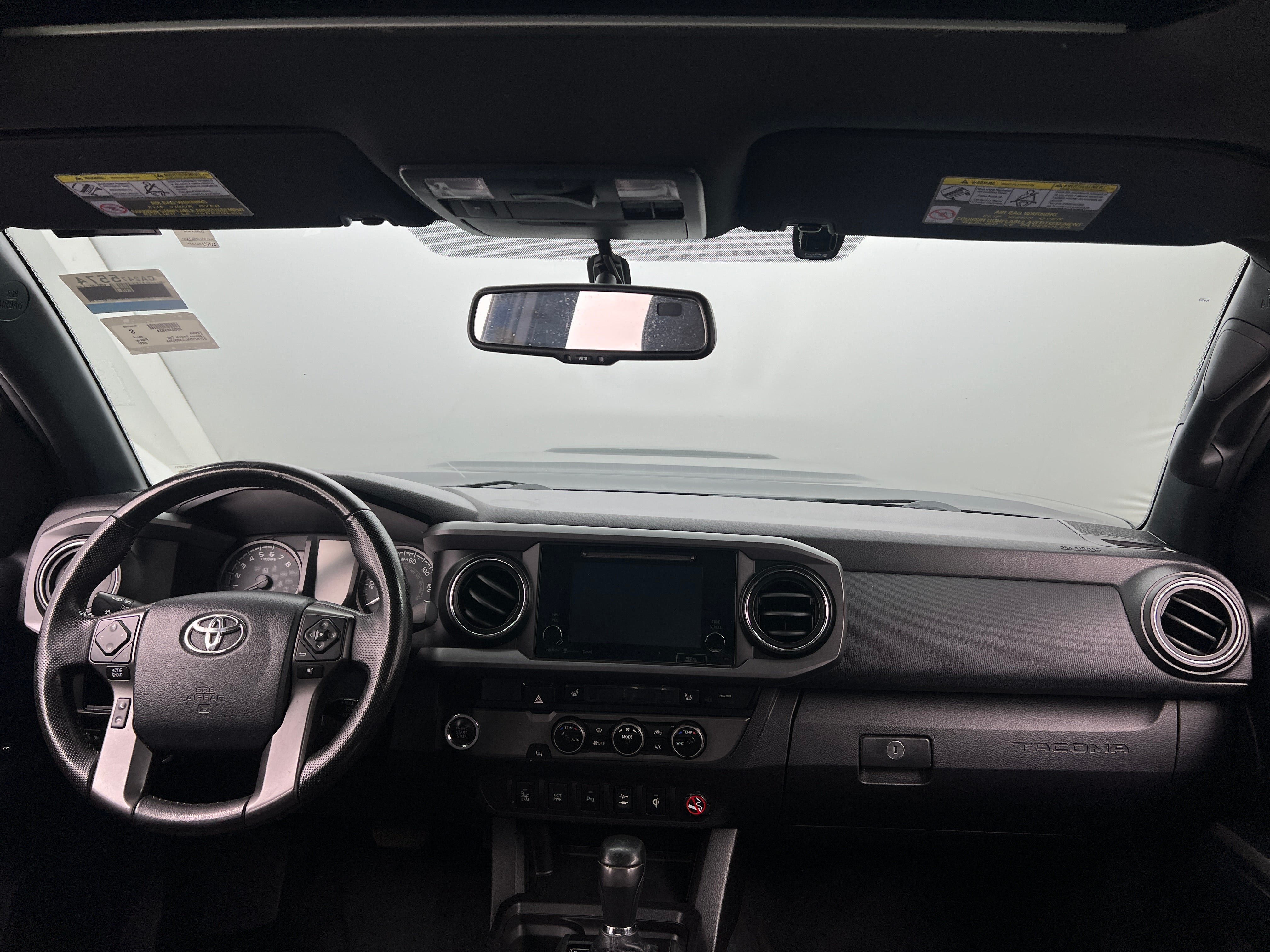 Thumbnail: 2016 Toyota Tacoma - 3