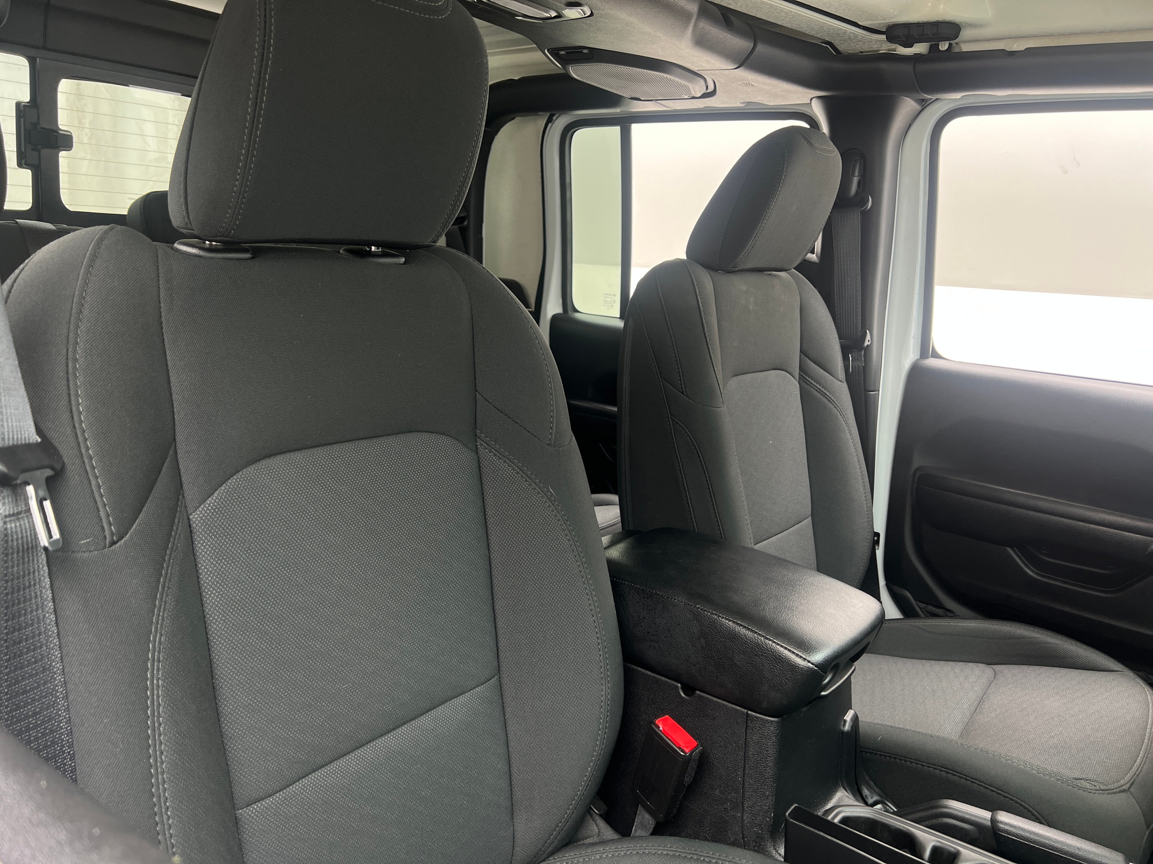 Thumbnail: 2021 Jeep Gladiator - 2