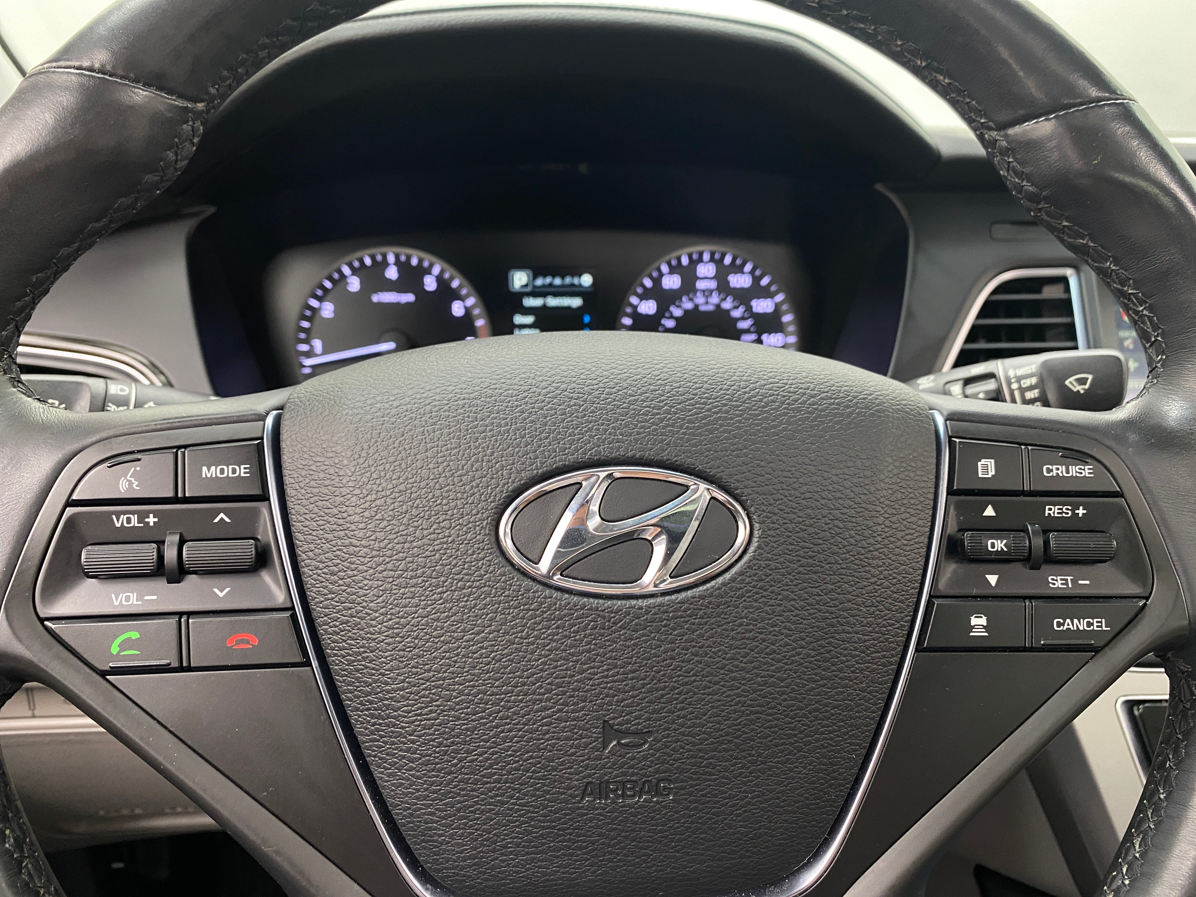 Thumbnail: 2016 Hyundai Sonata - 4