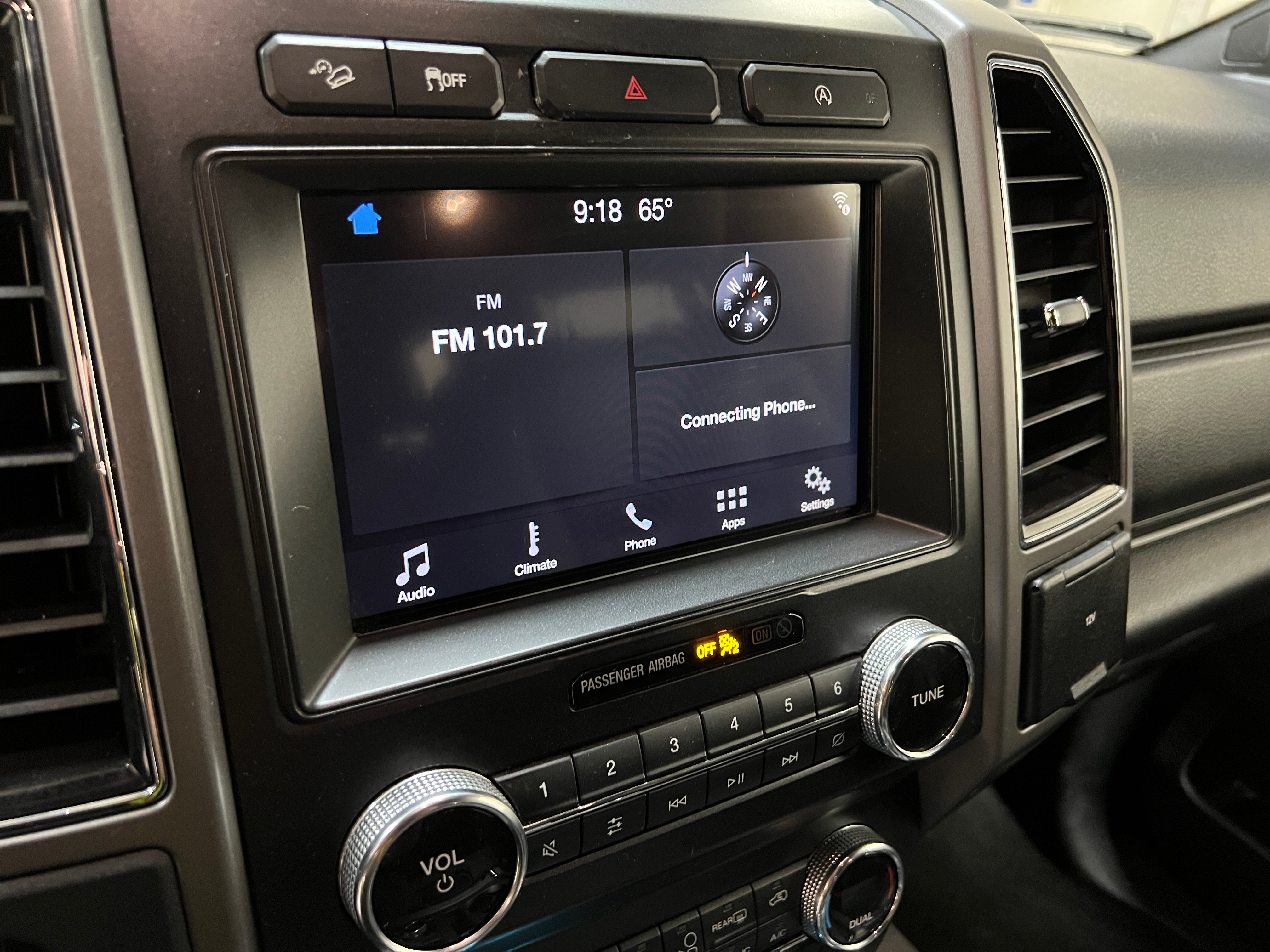 Thumbnail: 2019 Ford Expedition MAX - 3