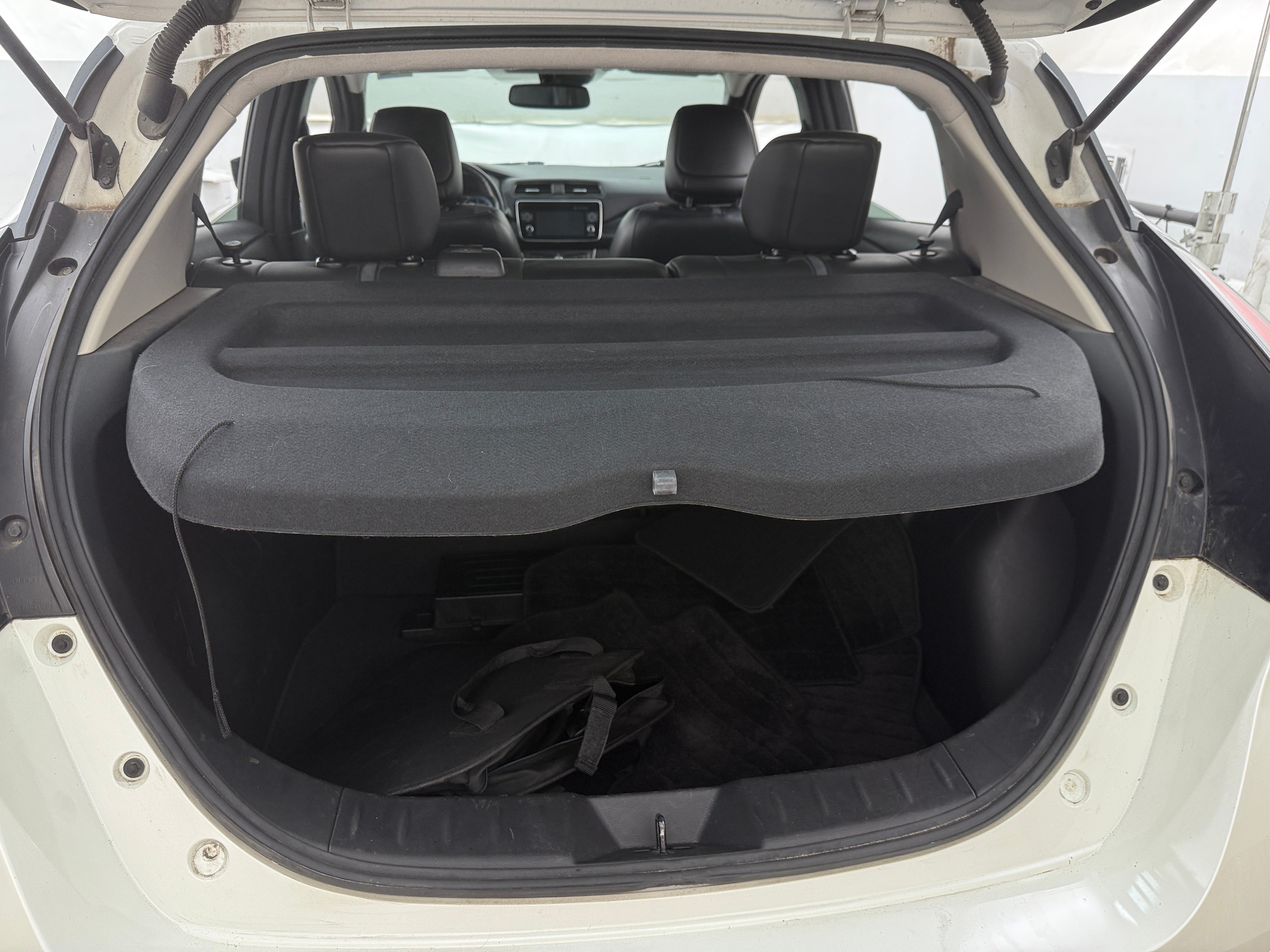 Thumbnail: 2018 Nissan Leaf - 6