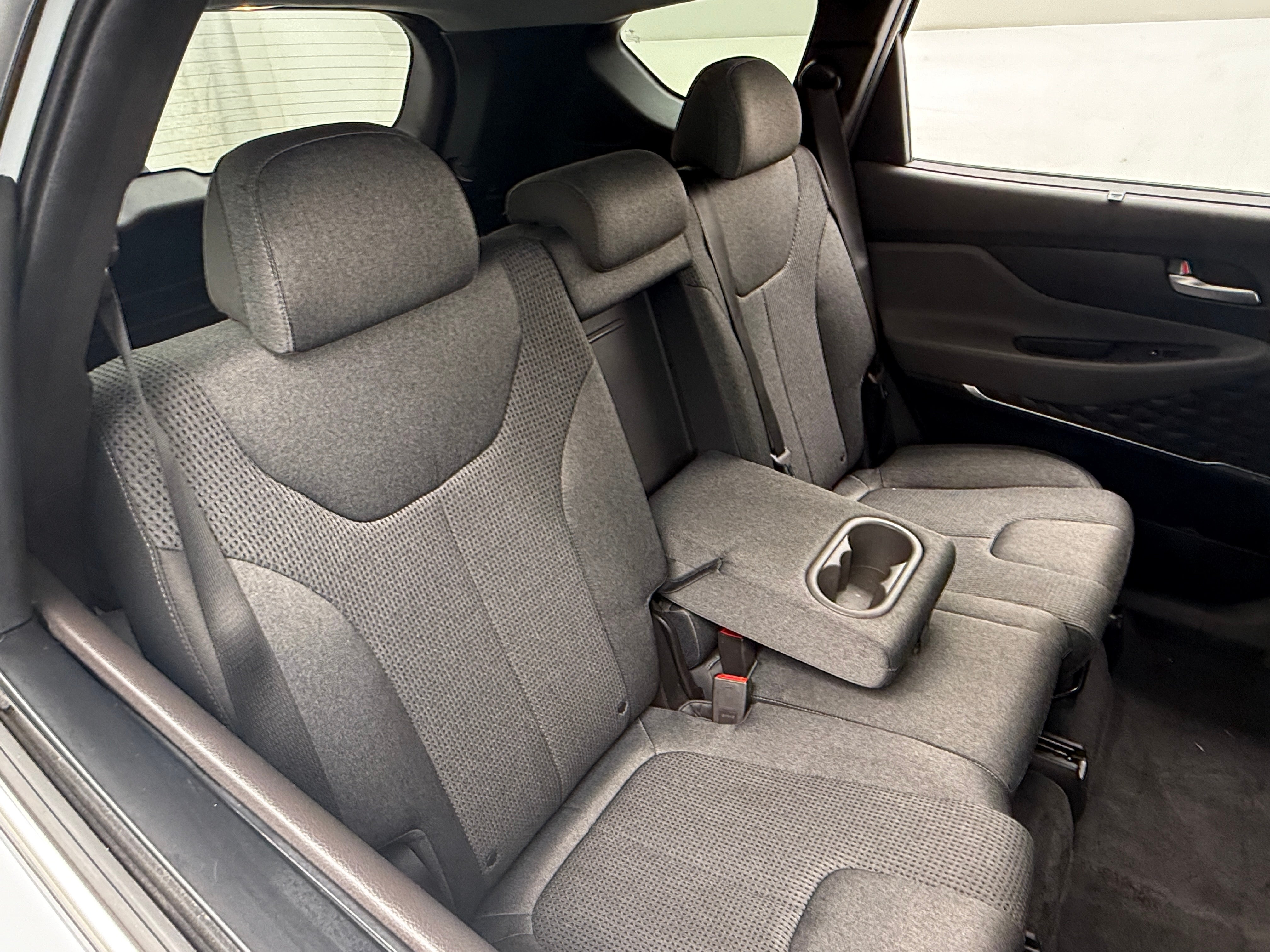 Thumbnail: 2019 Hyundai Santa Fe - 6