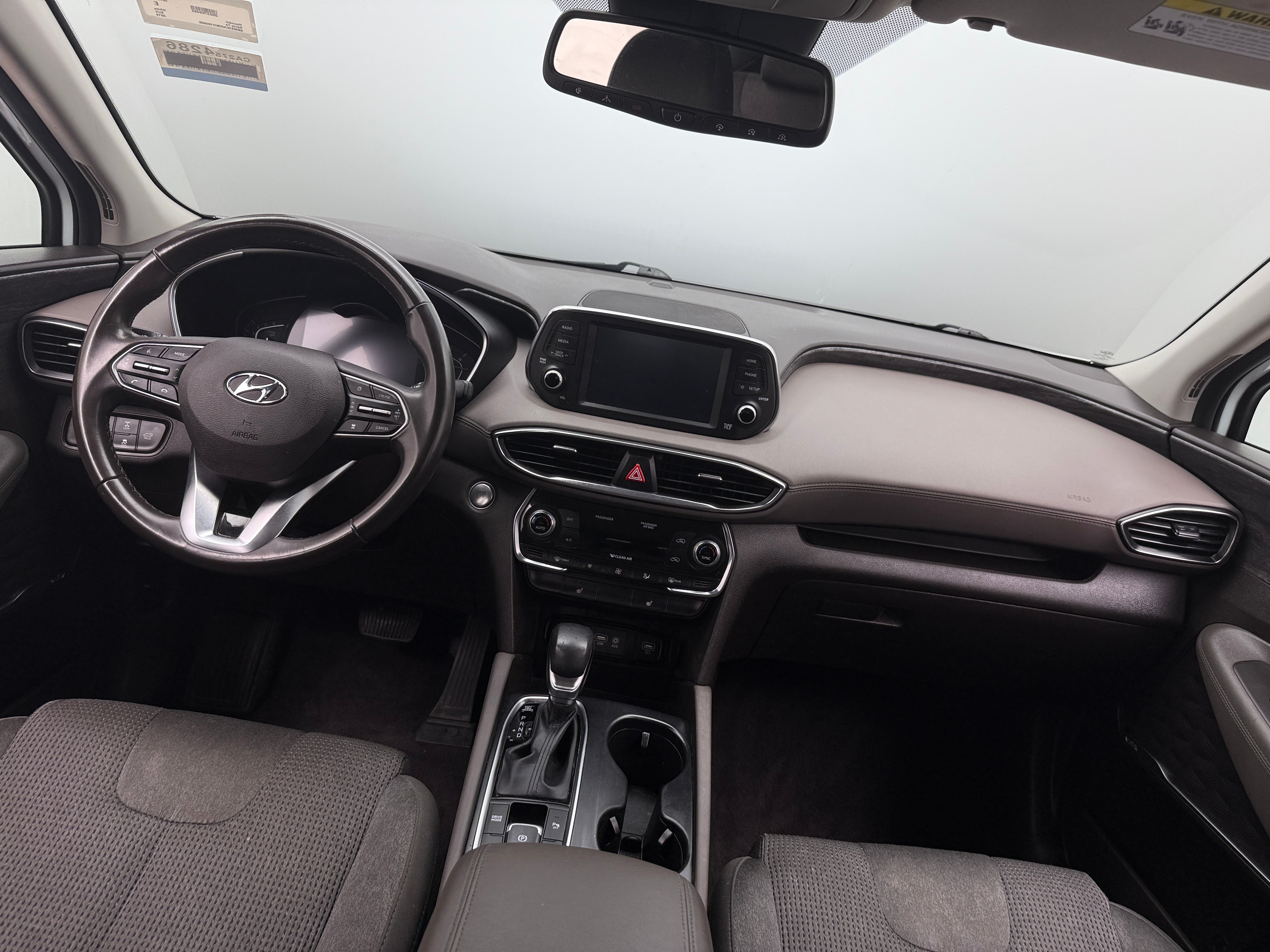 Thumbnail: 2019 Hyundai Santa Fe - 3