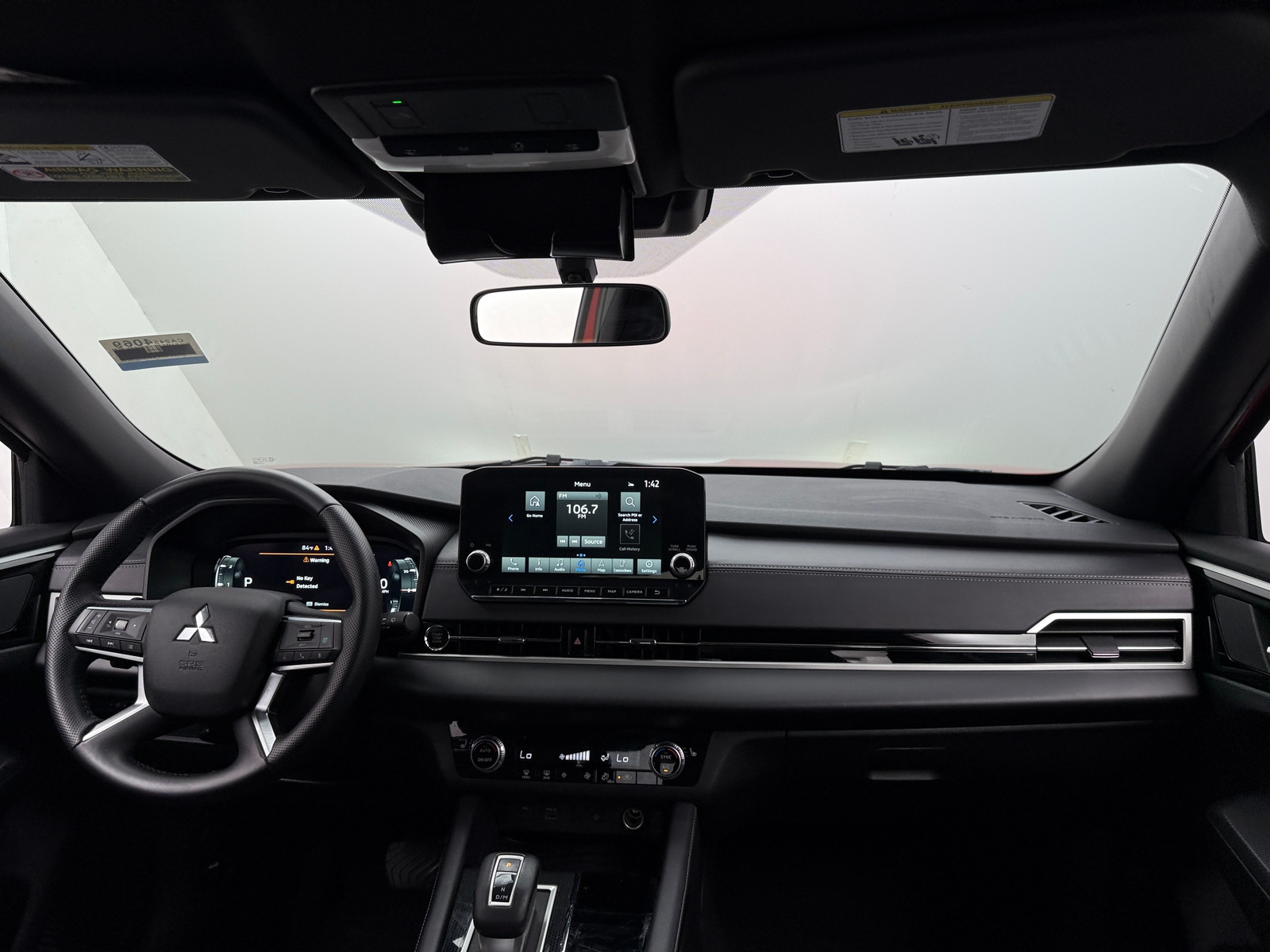 Thumbnail: 2024 Mitsubishi Outlander - 2