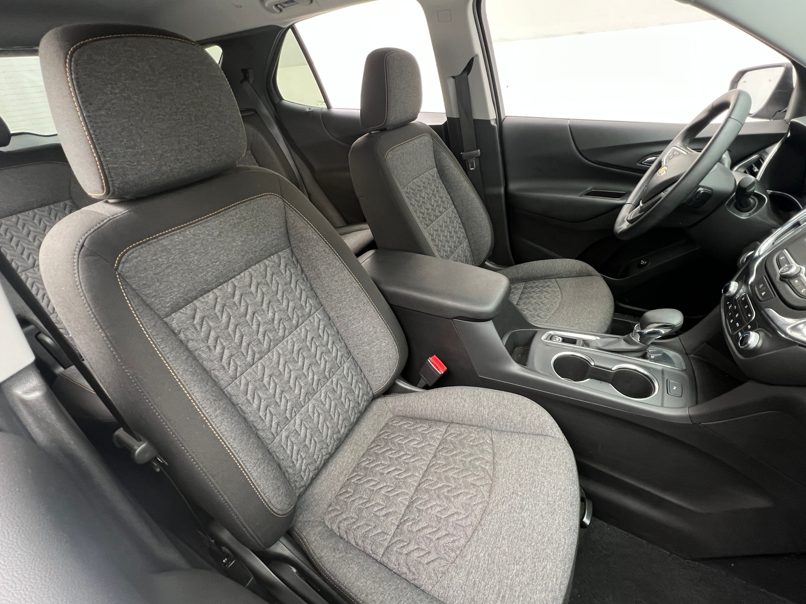 Thumbnail: 2023 Chevrolet Equinox - 2