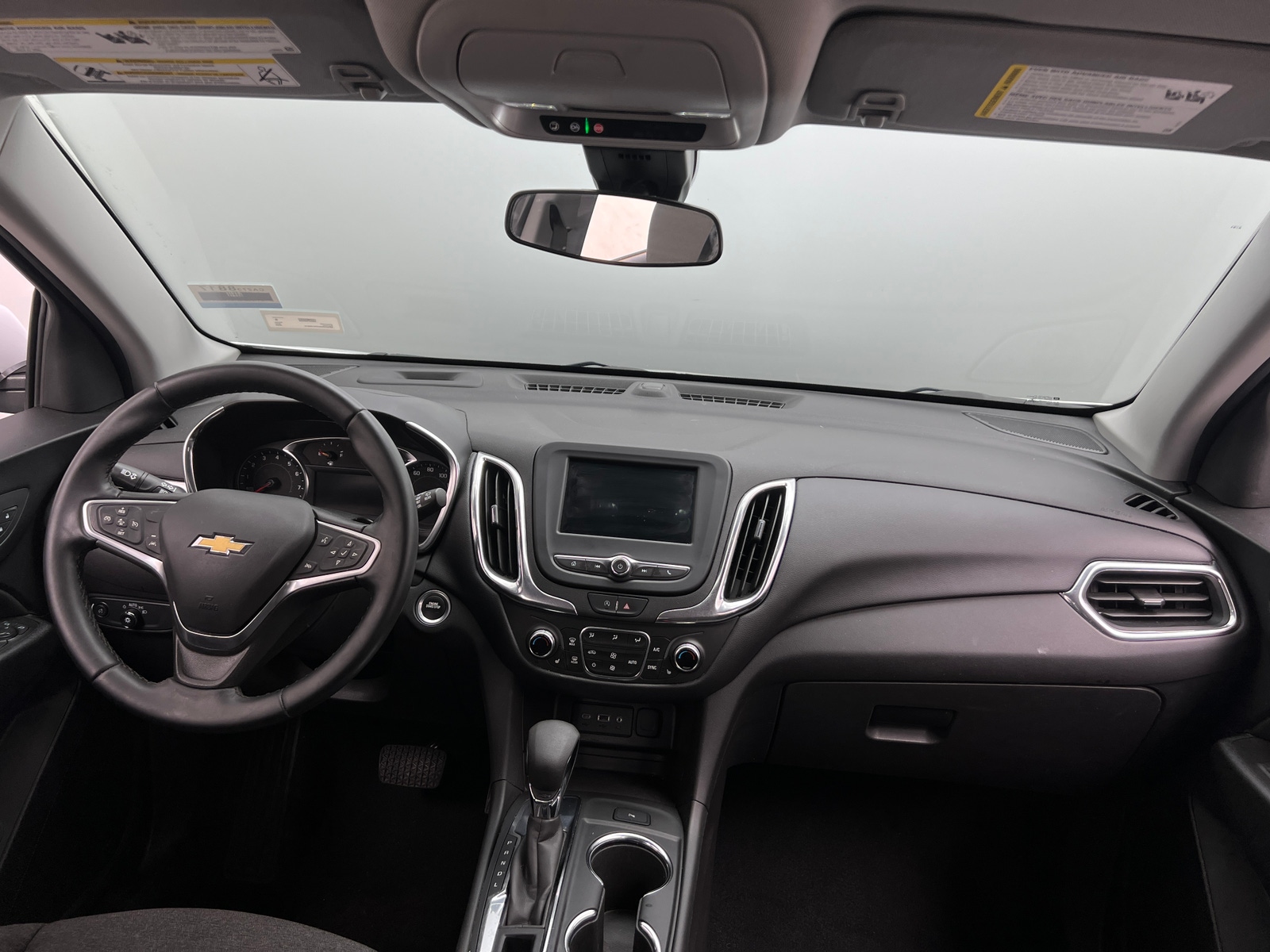 Thumbnail: 2023 Chevrolet Equinox - 3