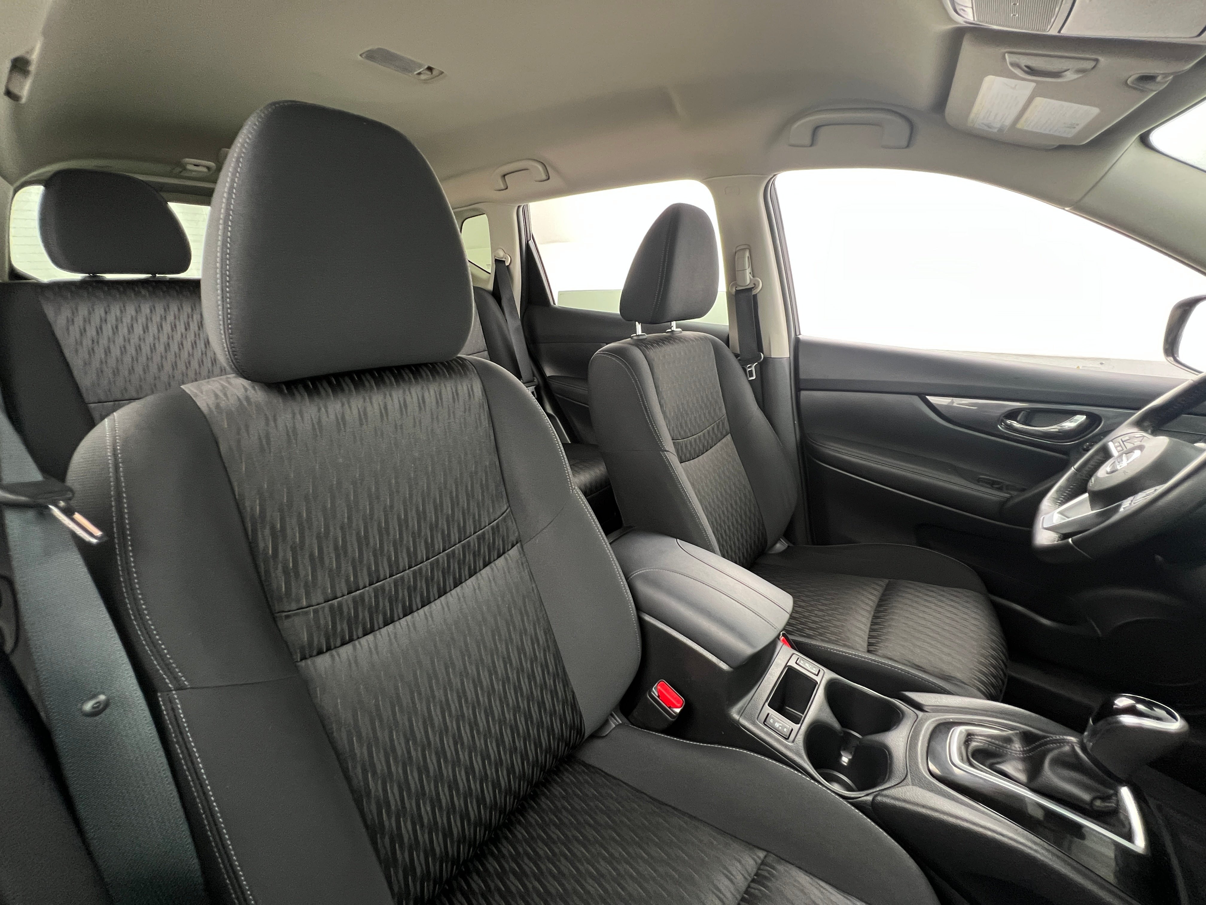 Thumbnail: 2018 Nissan Rogue - 2