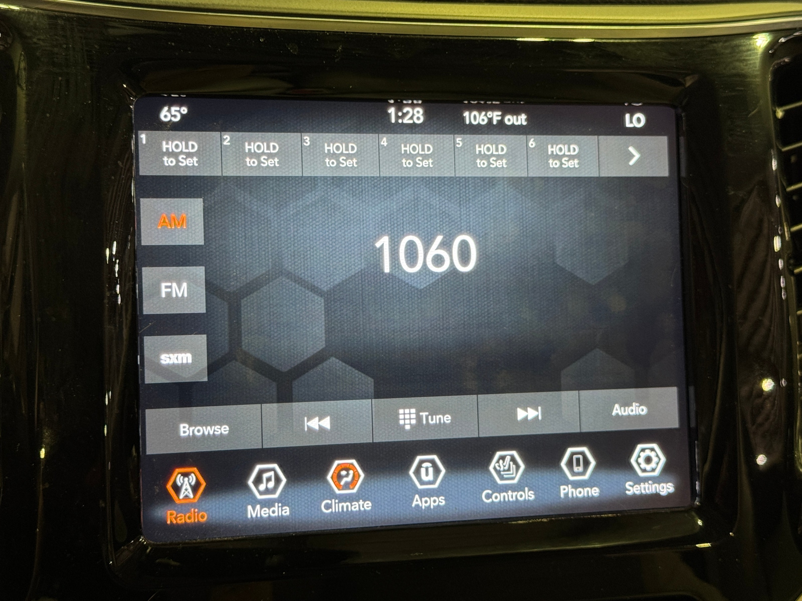 Thumbnail: 2021 Jeep Cherokee - 3