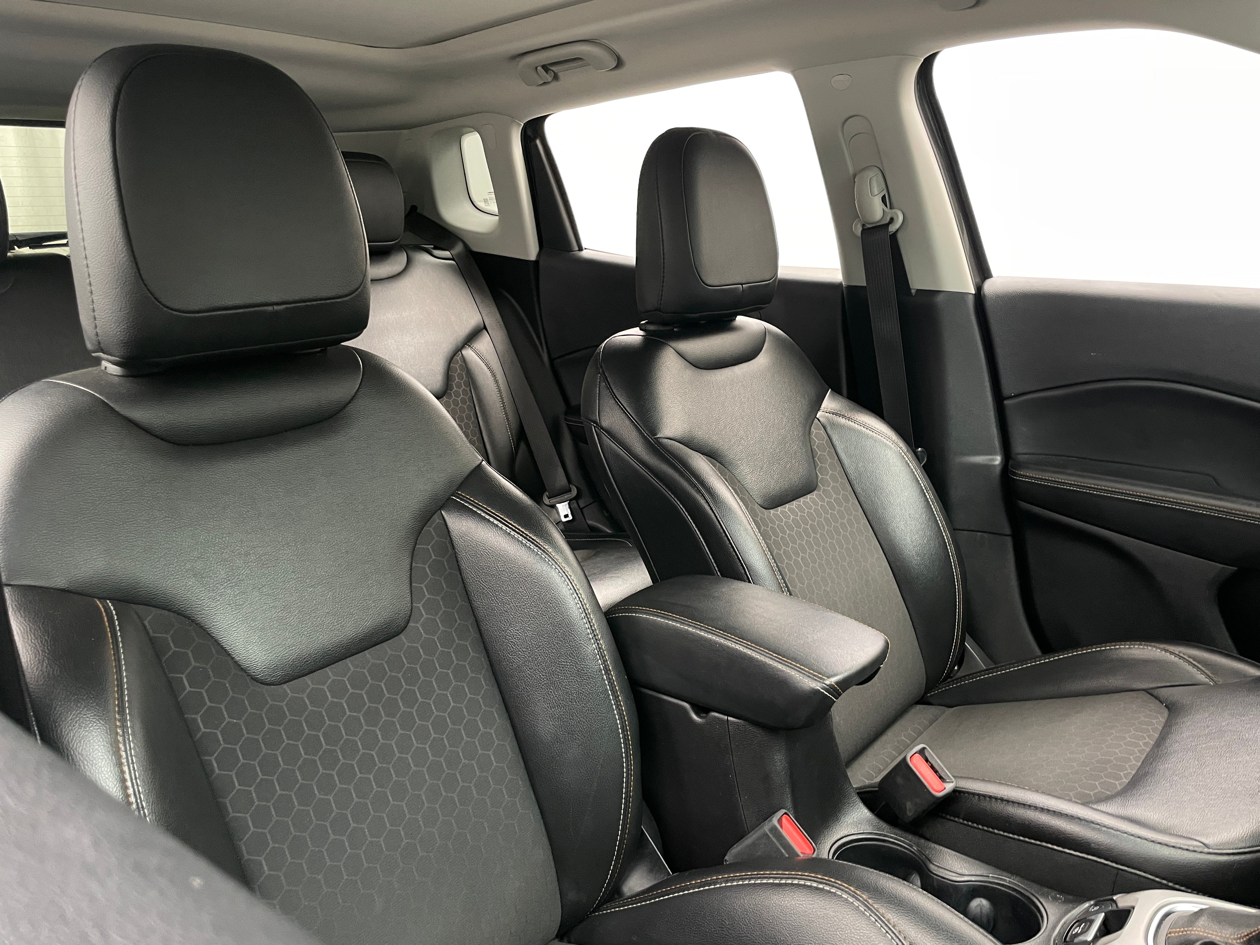 Thumbnail: 2018 Jeep Compass - 2
