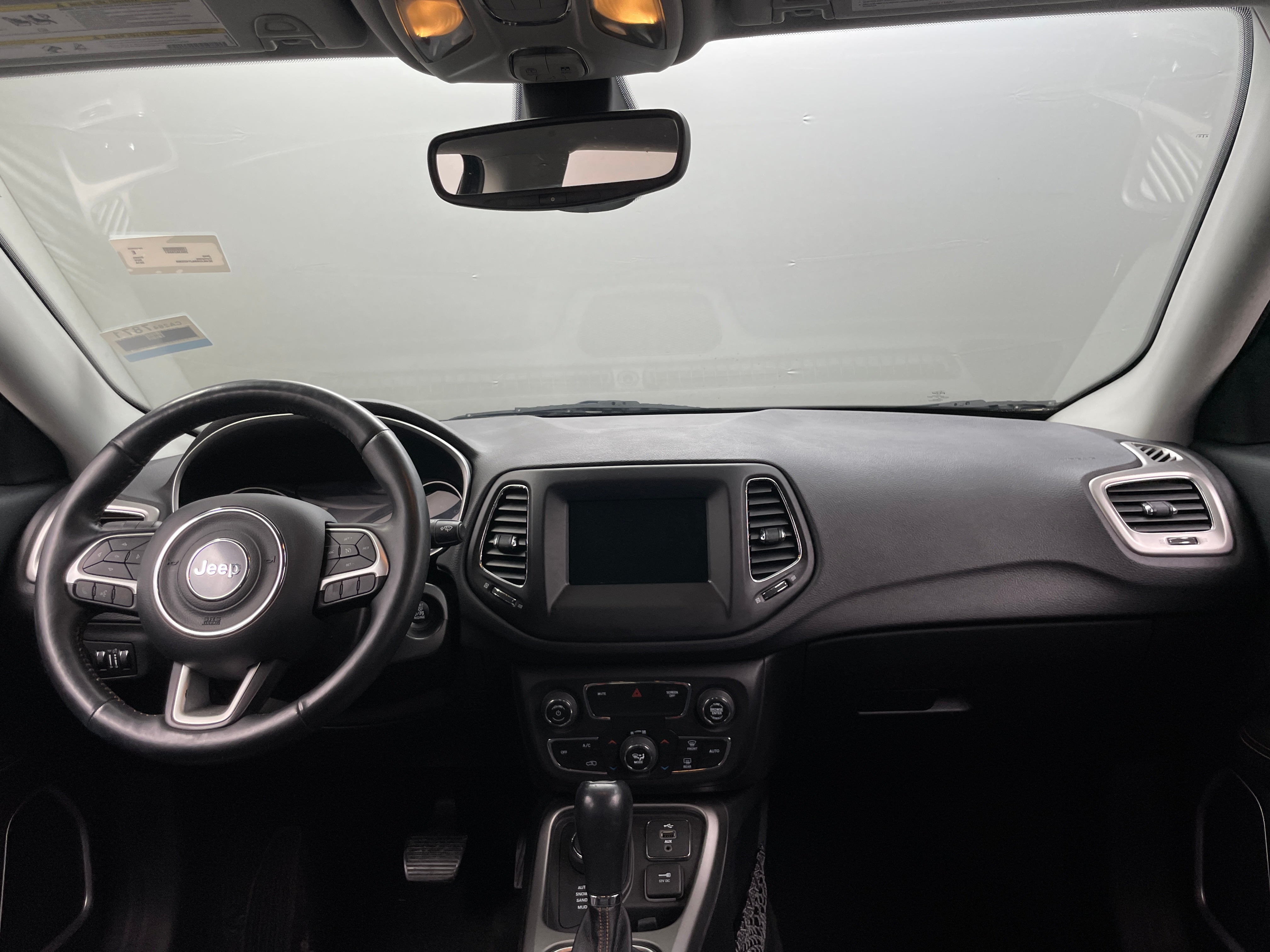 Thumbnail: 2018 Jeep Compass - 3