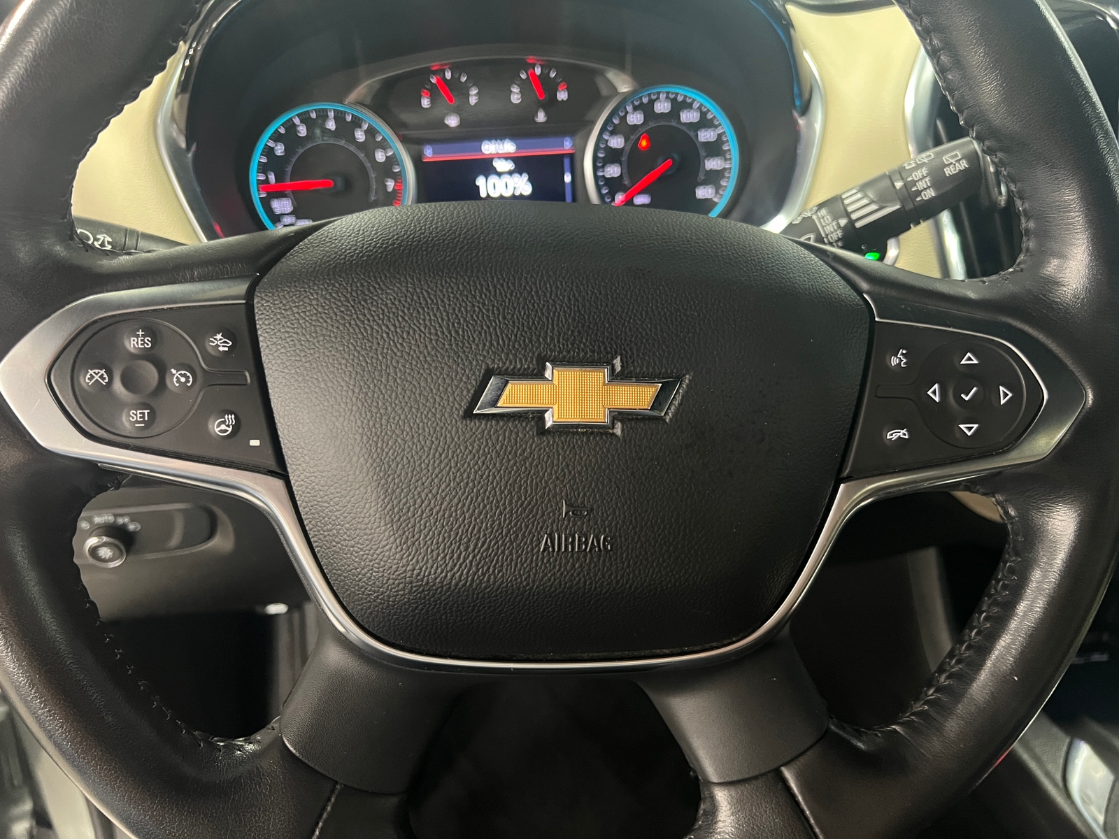 Thumbnail: 2022 Chevrolet Traverse - 4