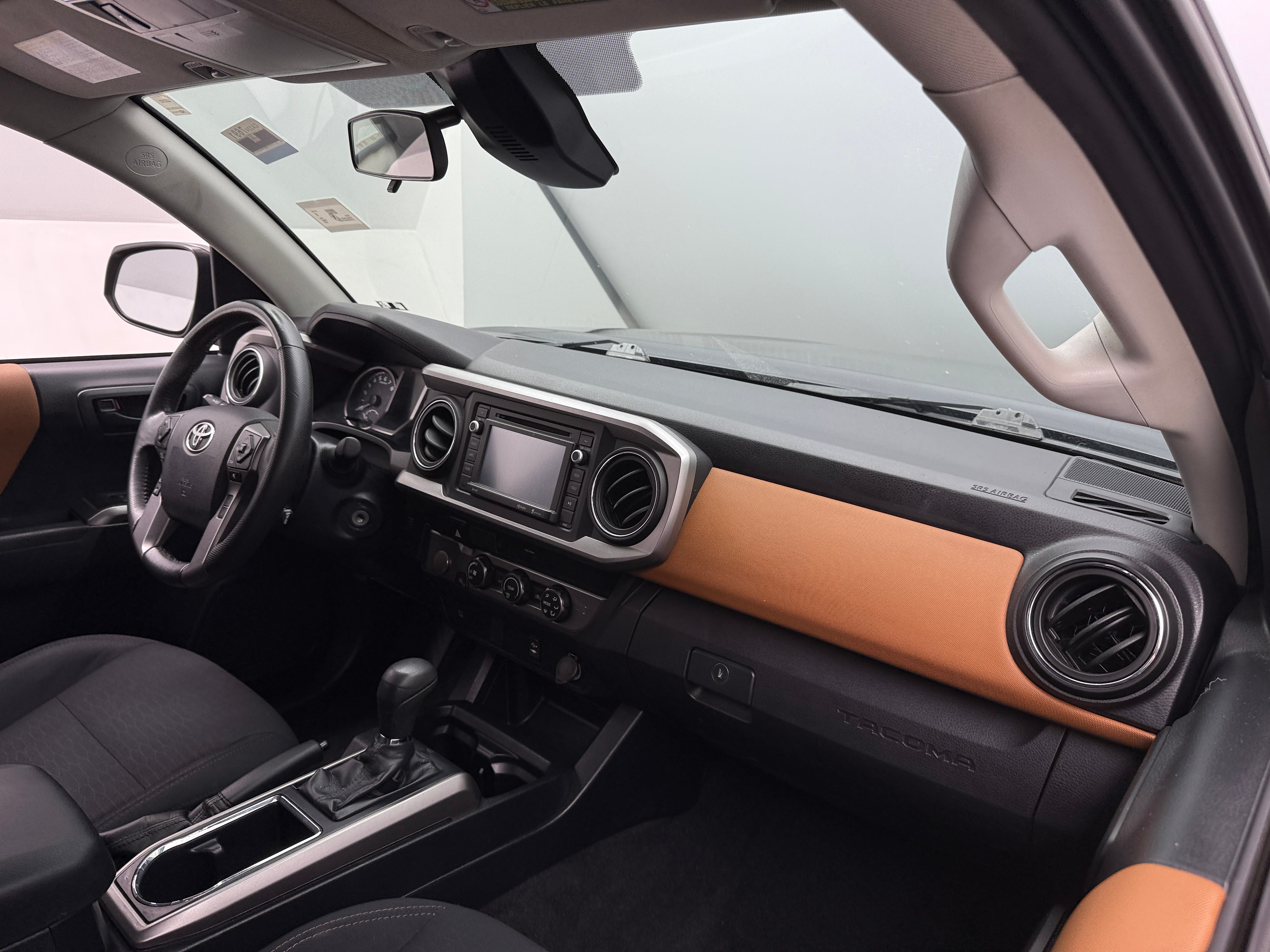 Thumbnail: 2019 Toyota Tacoma - 3